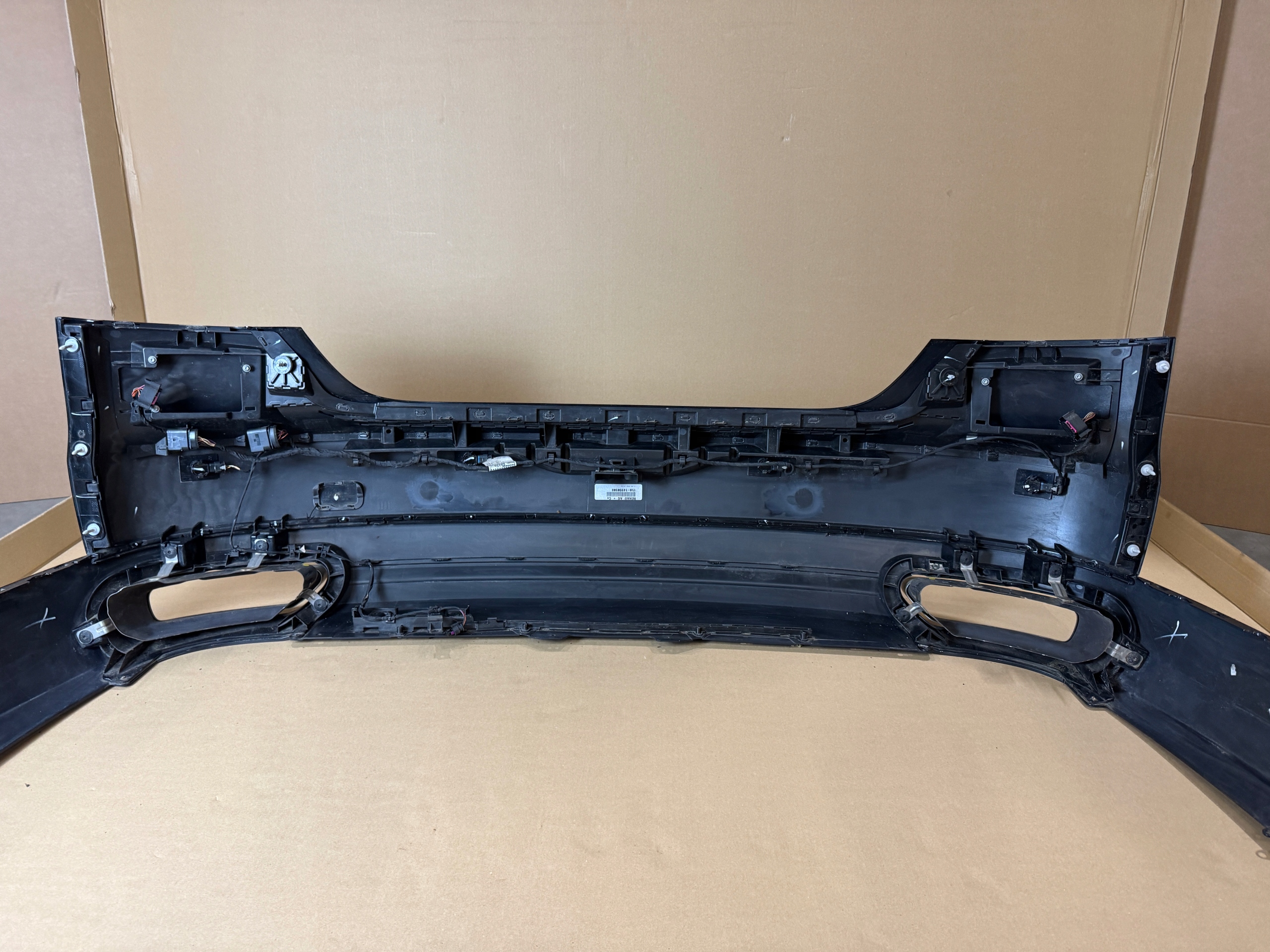AUDI A8 S8 4H D4 LIFT 2017 SPORT bumper rear part 4xPDC bundle LY9T LY8X 77km