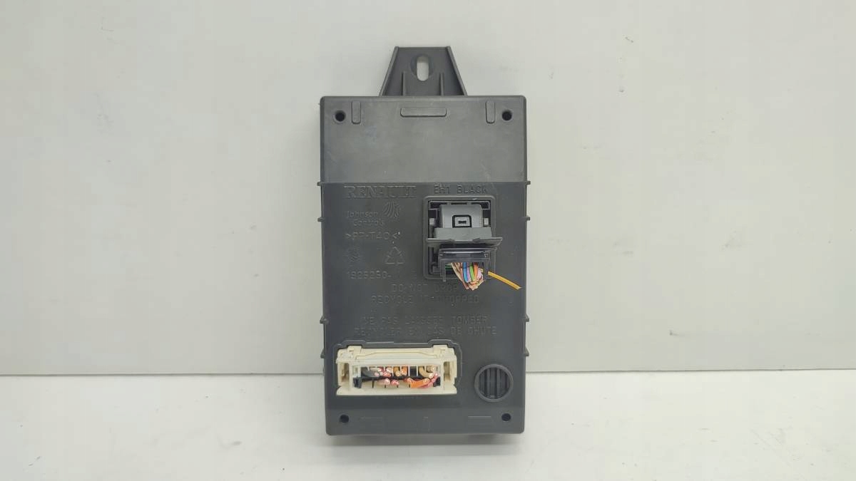 T6GYEDGTERGT - МОДУЛЬ DACIA SANDERO 2008 8201029401