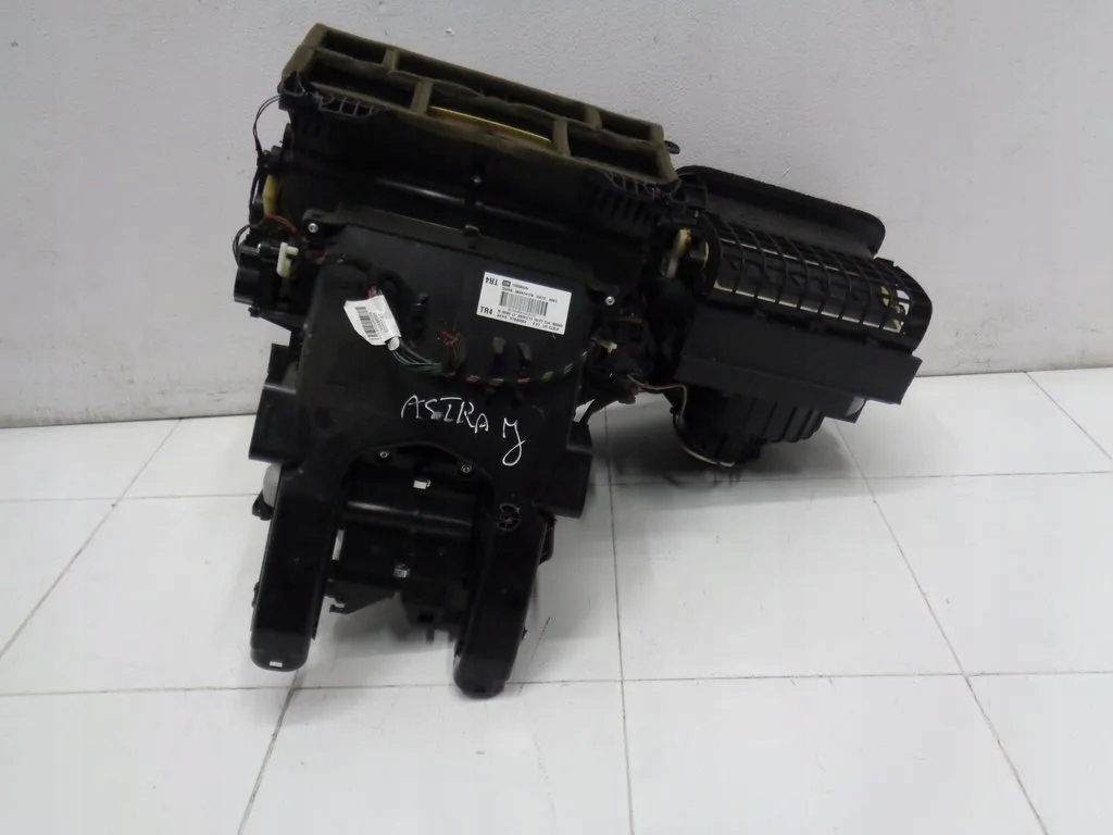 13338025 - ASTRA J INSIGNIA ZAFIRA C ВОЗДУХОДУВКА НАГРЕВАТЕЛЬ