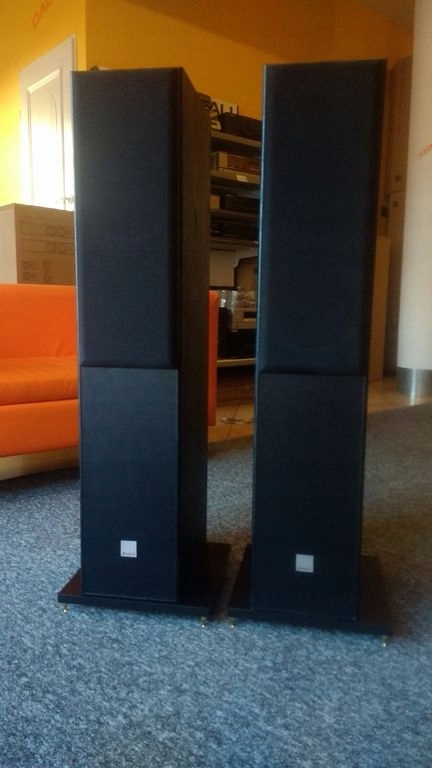 PODSTAWY POD KOLUMNY PODŁOGOWE czarne Marka VolumePlus