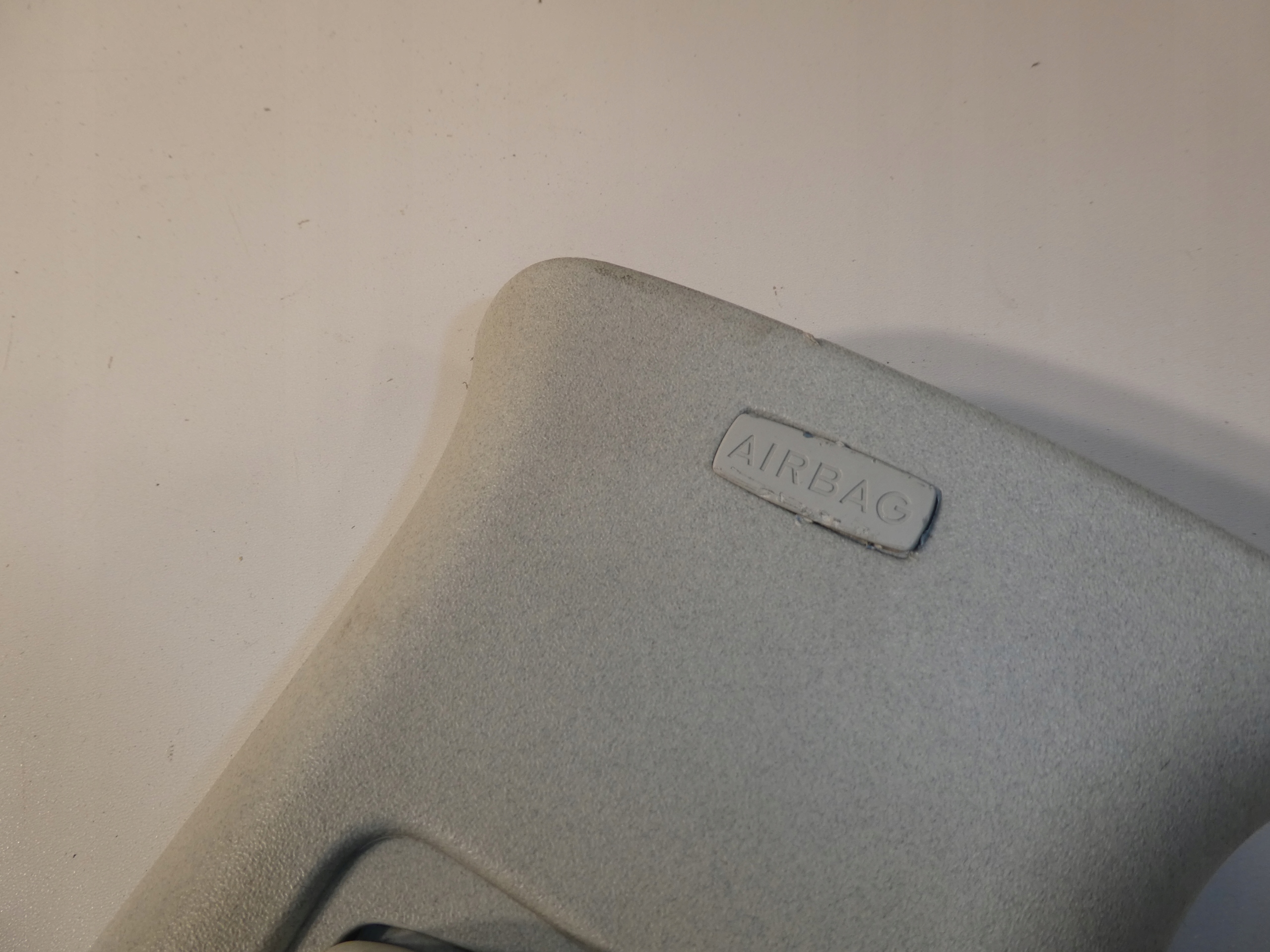 VW TOURAN cover side SLUPKA left 1T0868309