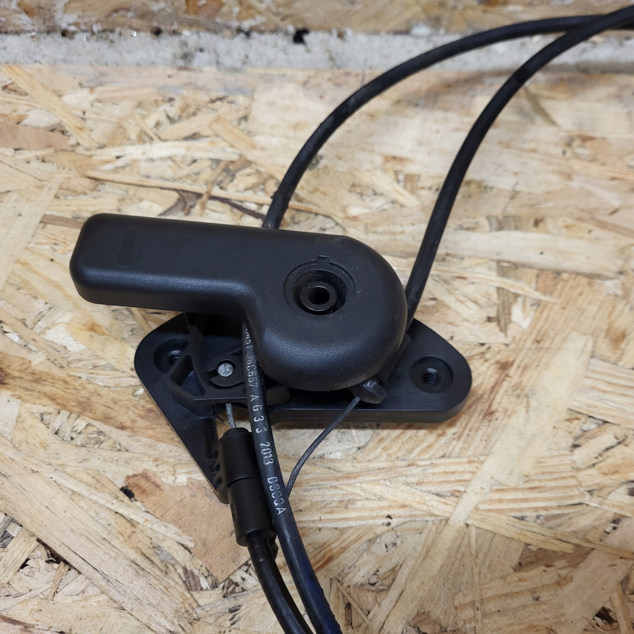 FORD FOCUS MK3 11-18 Levier cable ouverture capot du capot Positif Câble
