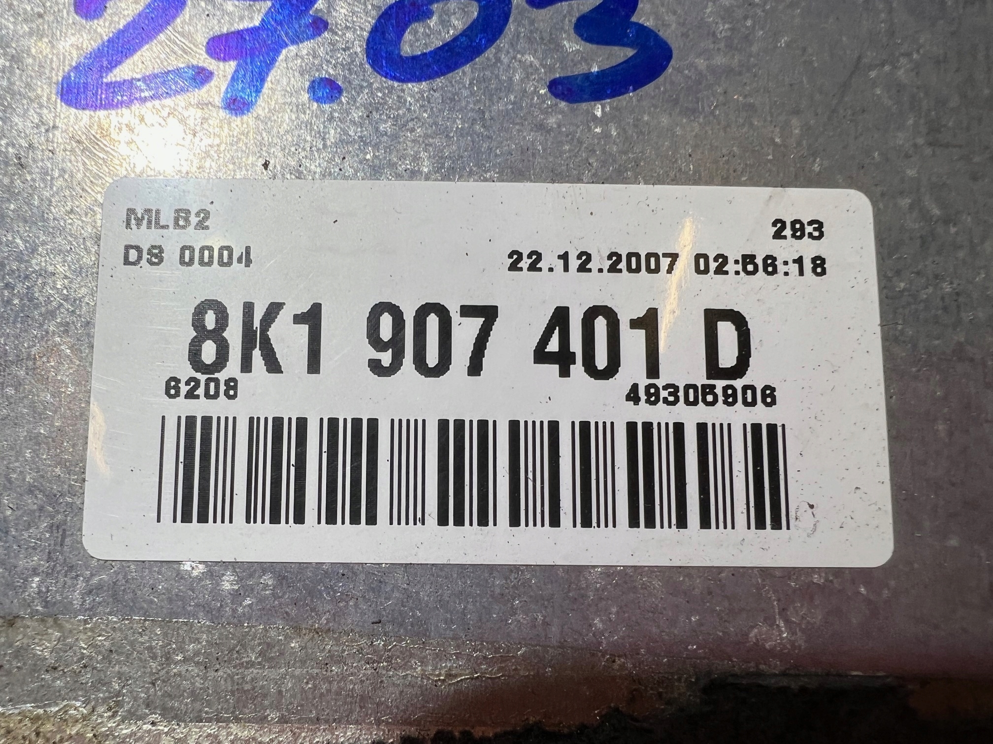 AUDI A5 8T 2.7 TDI Computer Bedienteil DES MOTORS 8K1907401D