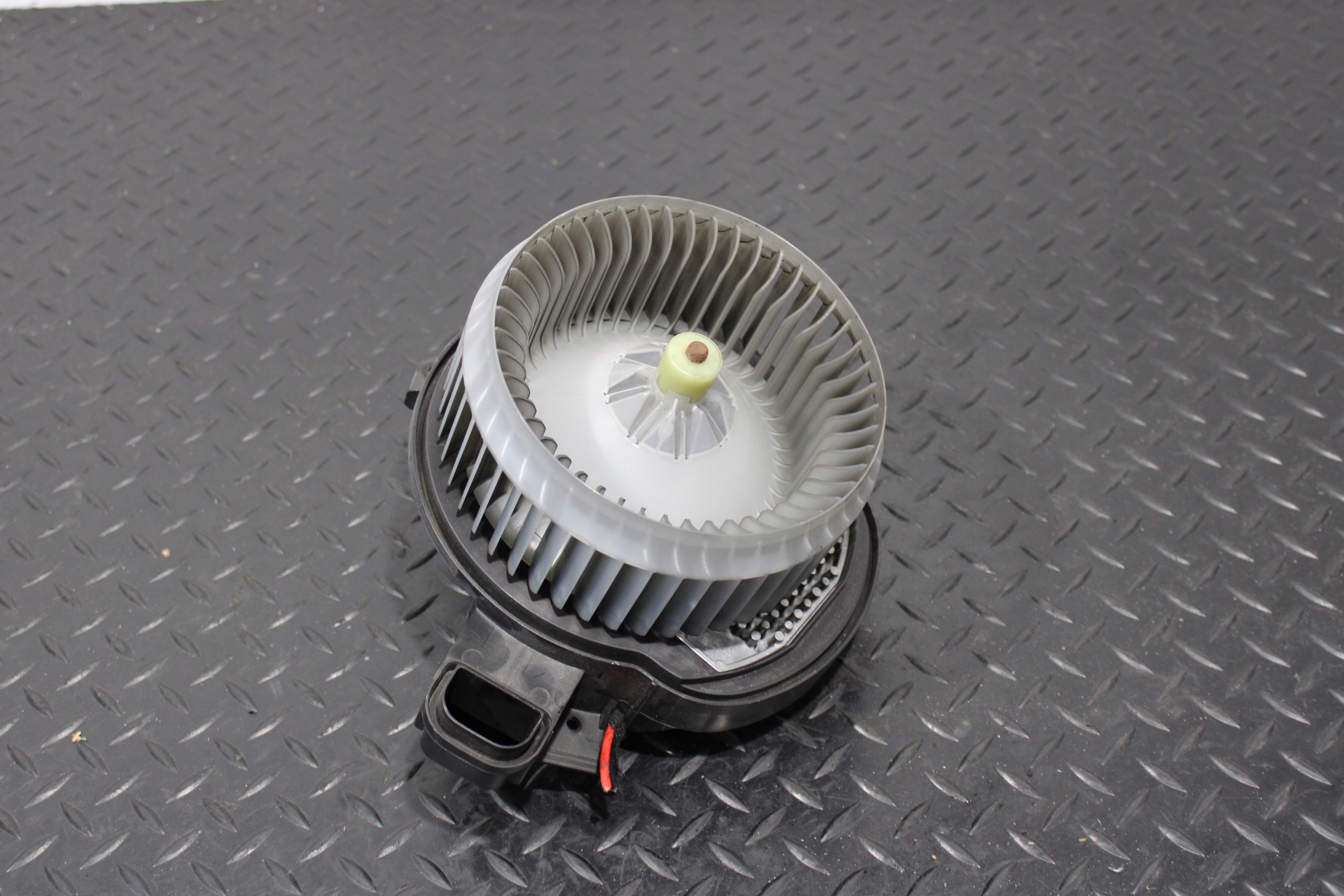 tOPENÍ ventilátor topení JAGUAR F-PACE X761