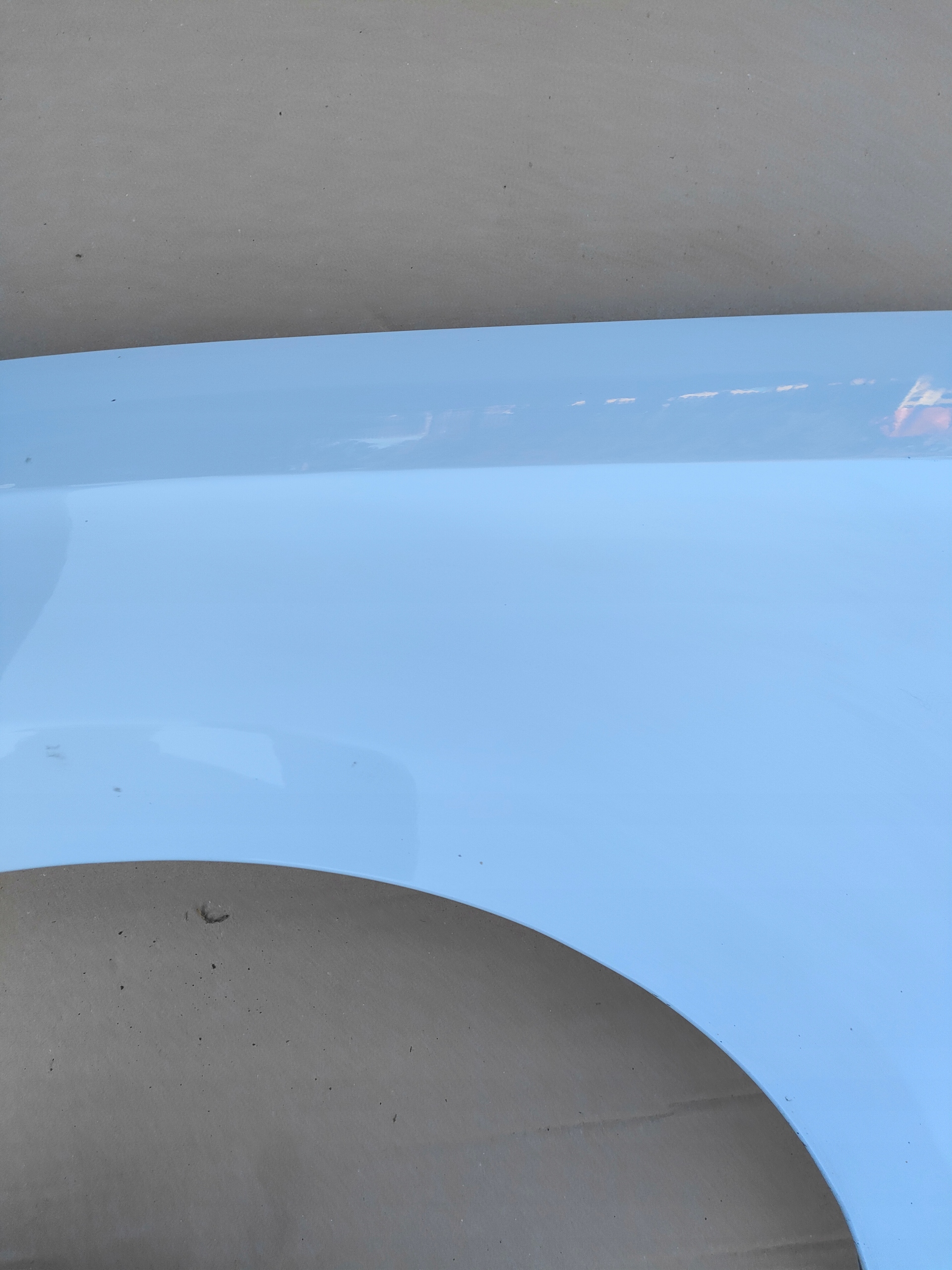 fender left SEAT LEON III 5F0 left front bialy