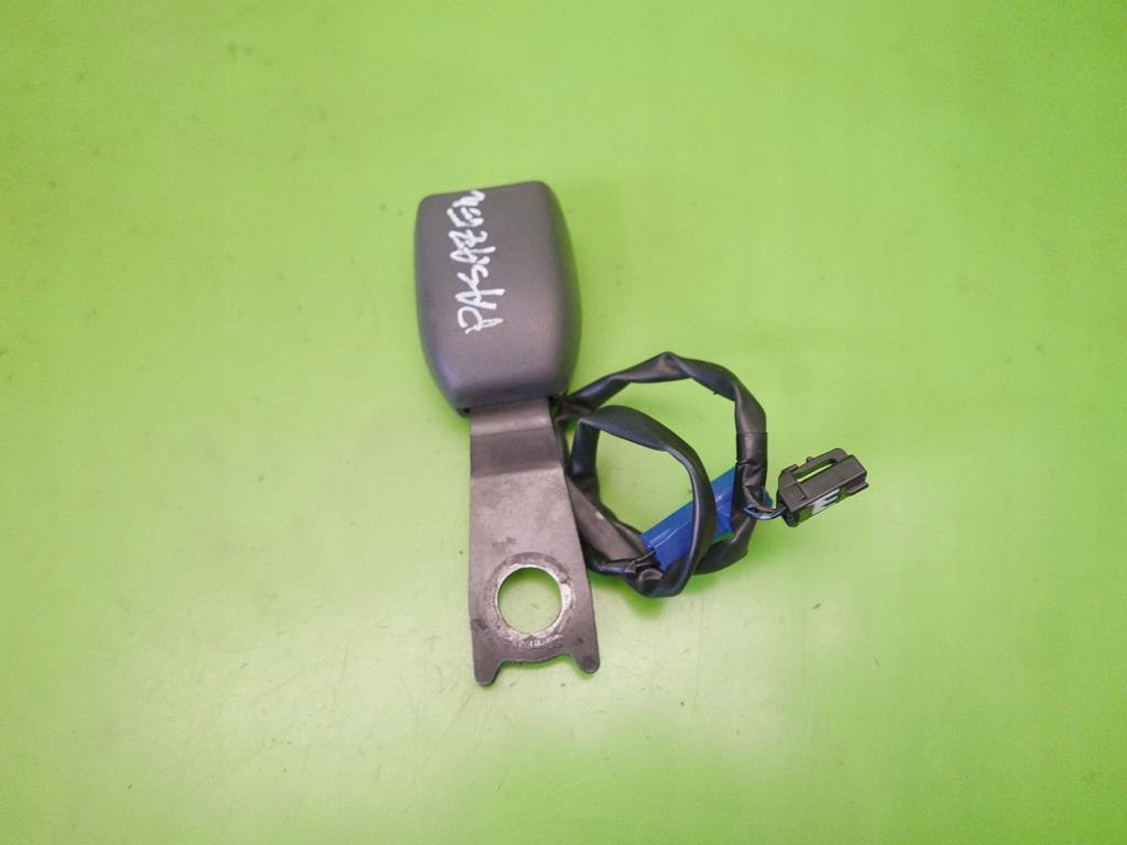 ЗАСУВКА ПАНЕЛІ ПРАВЕ ПЕРЕД TOYOTA ЦІЛИКА VII 99-02