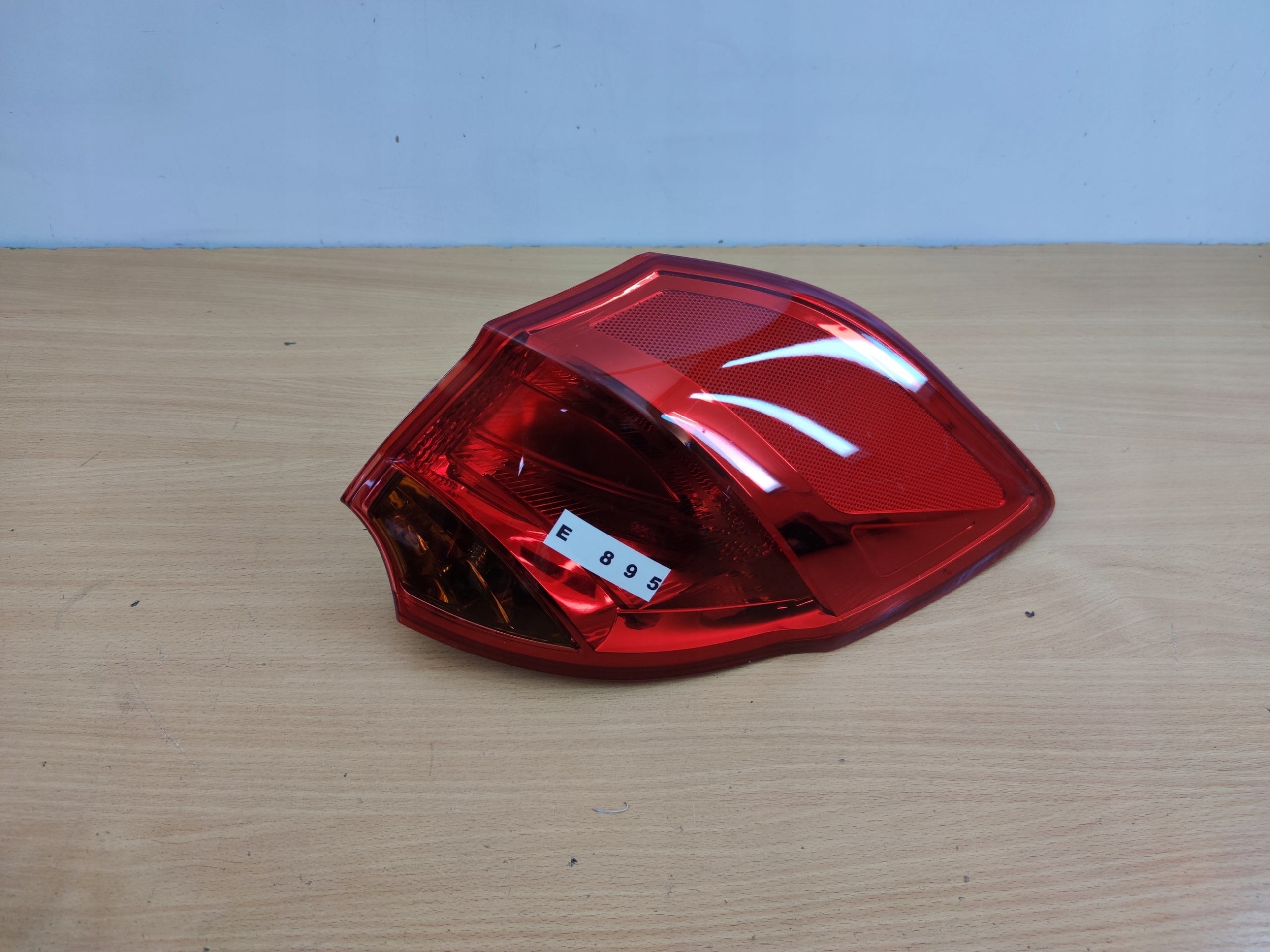 KIA CEED II 2 right light rear part W fender IDEALNA