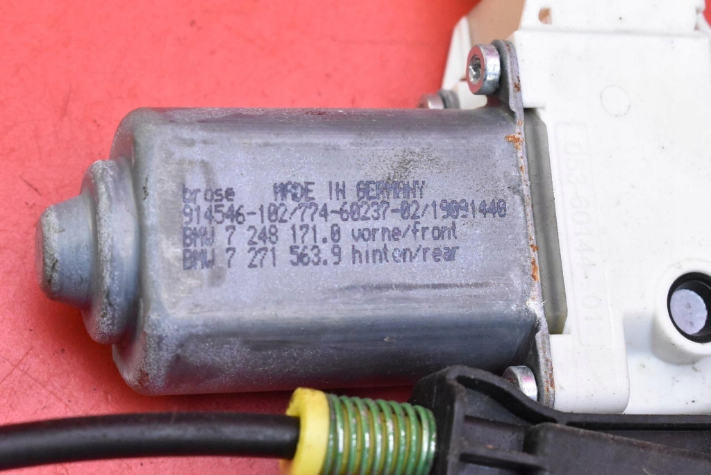 window regulator left front EU 7182111 BMW F10 F11 13-17