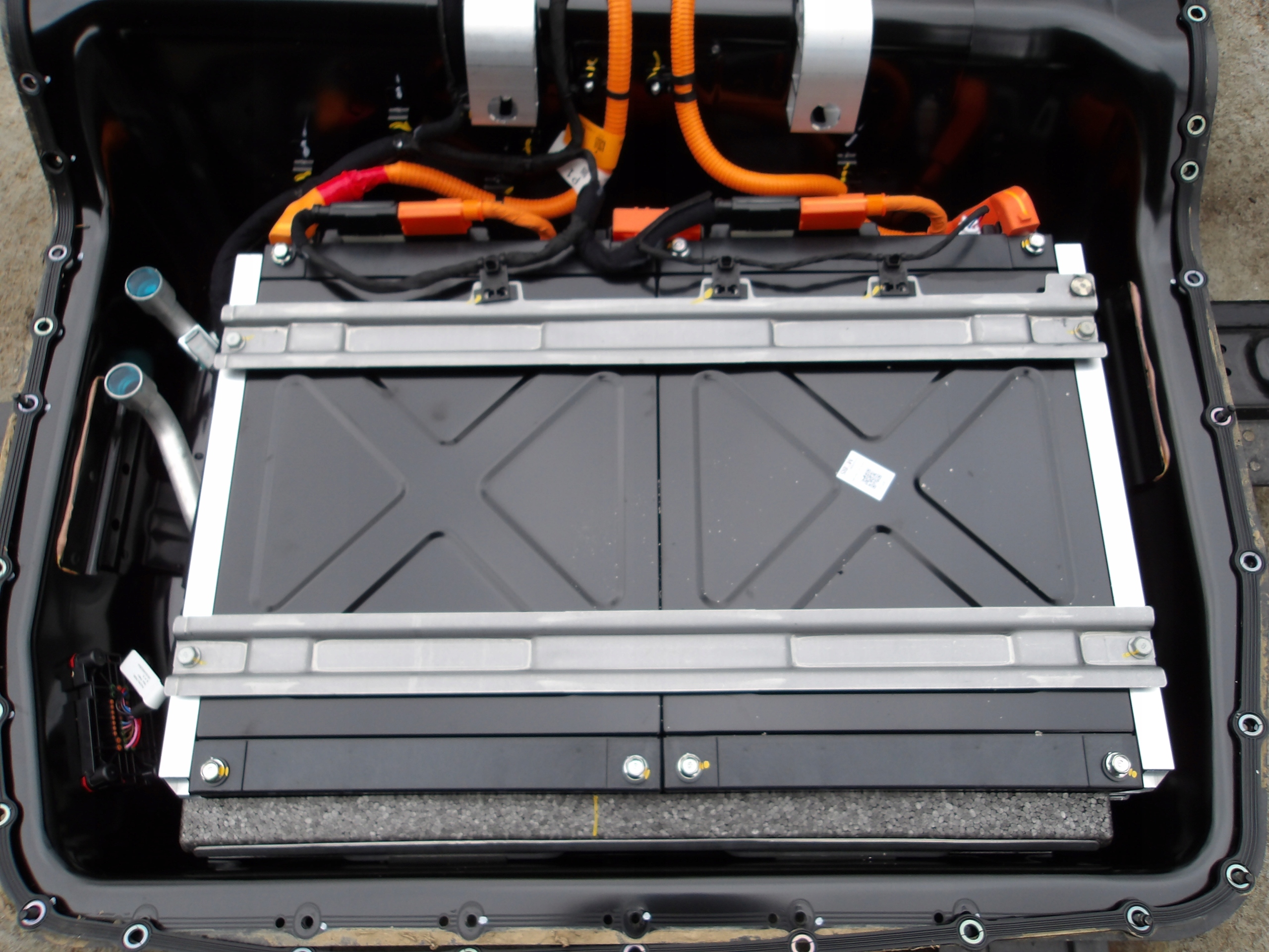 KIA SORENTO IV PHEV Spoiler-IN BATERIA AKUMULATOR OE