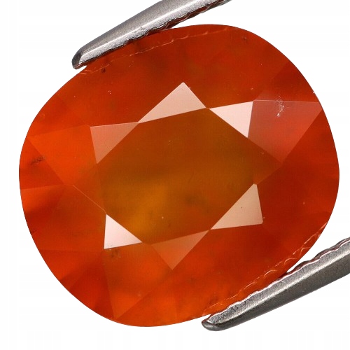 granát hessonit 12,0 x 10,5 mm 8,95 karát