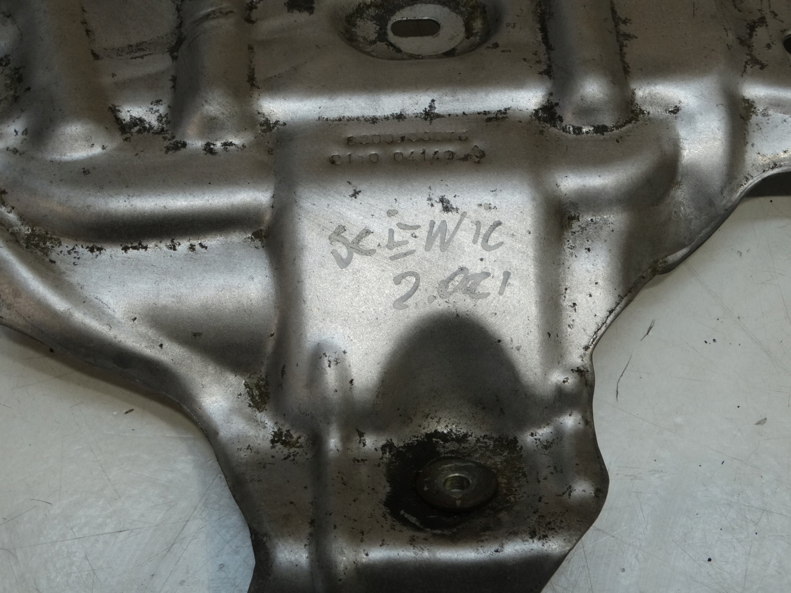 cover TERMICZNA header pipe RENAULT SCENIC III 2.0 DCI 09-13R. 8200906076