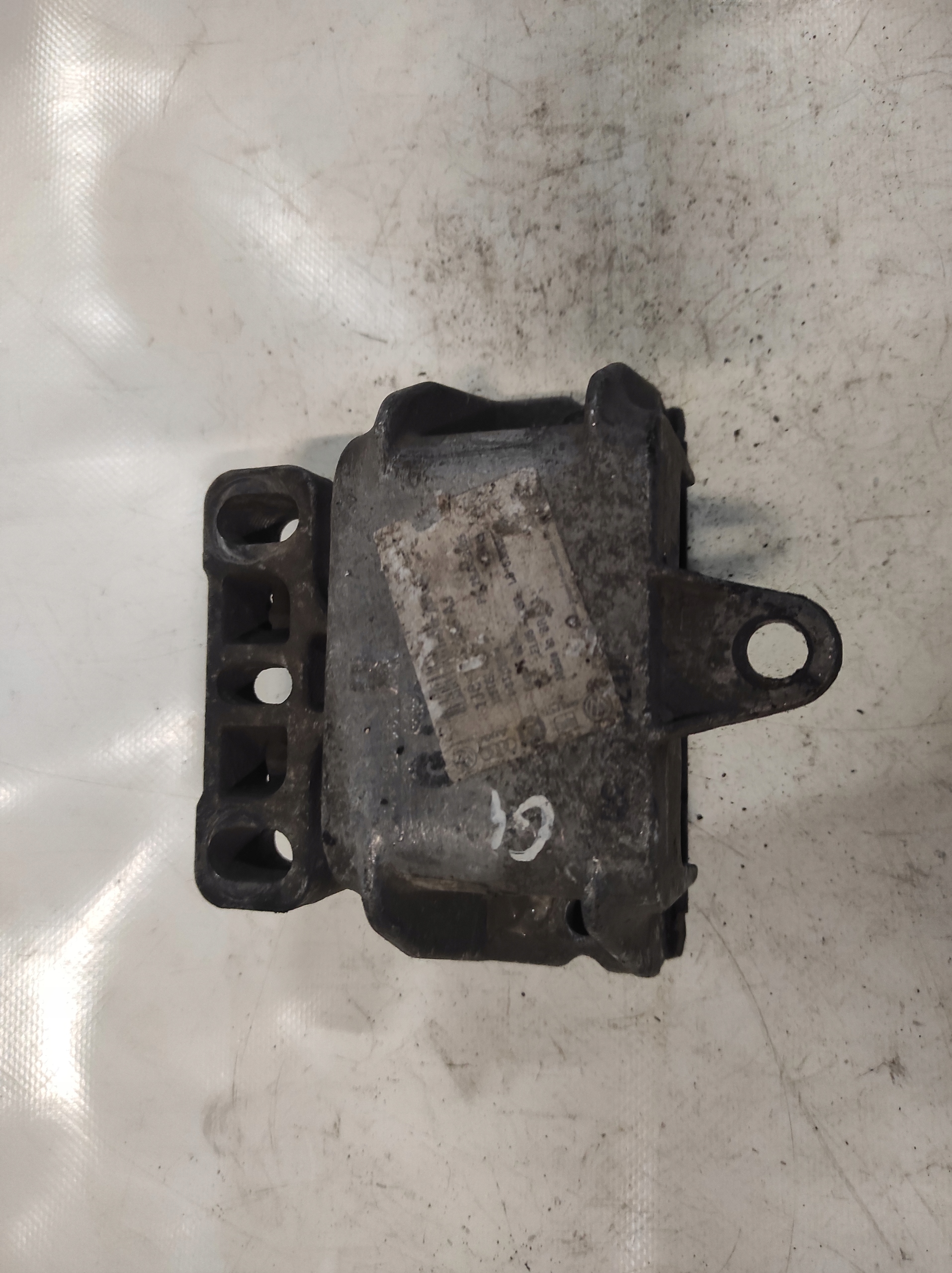 Seat Toledo II 2 1J0199555 engine mount