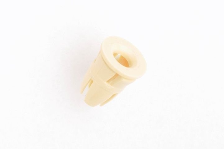 SPINKA LISTWY PROGOWEJ MERCEDES W210 W220 10x Producent części Trustom