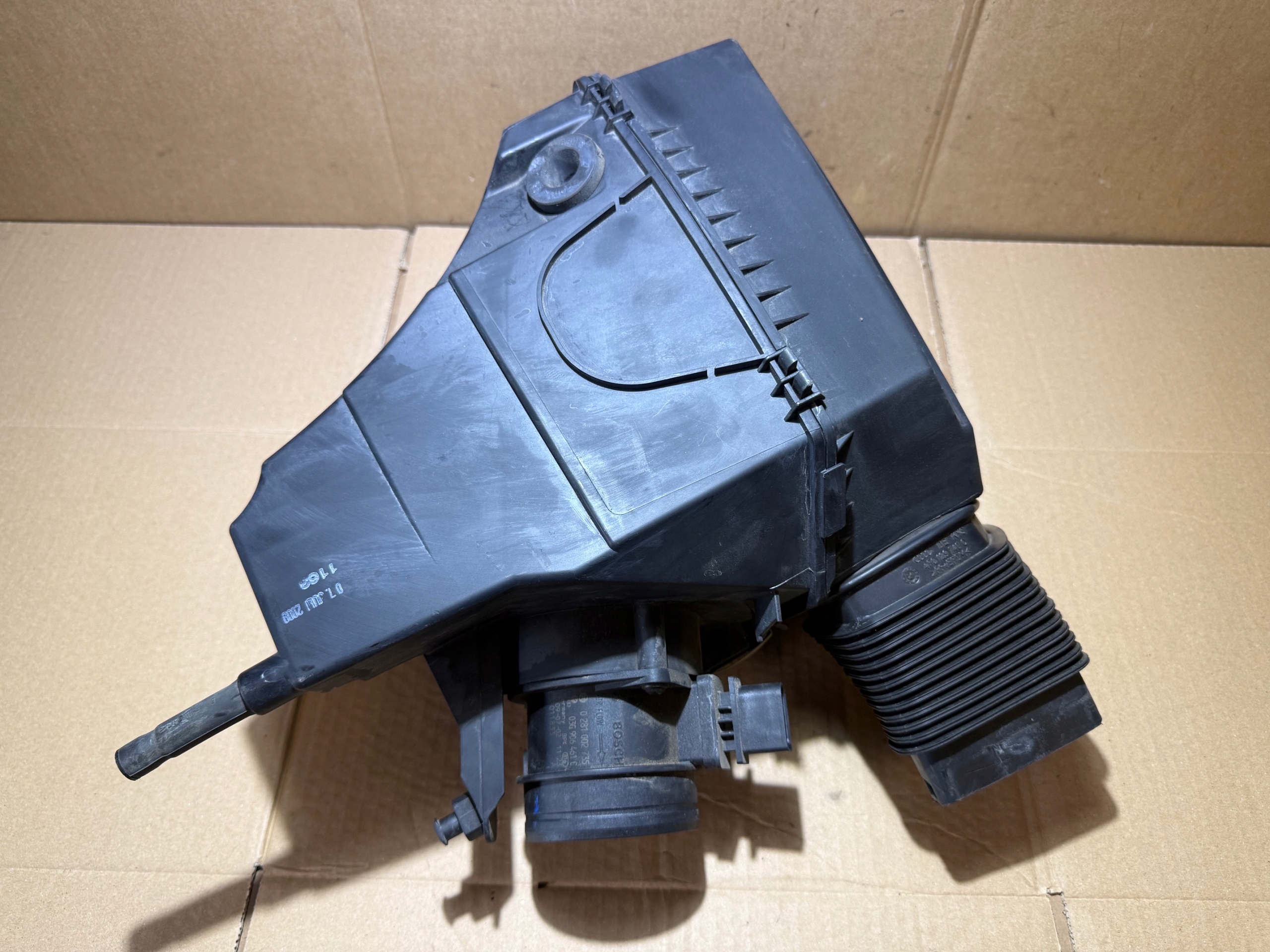 AUDI A6 C6 LIFT 2.0 TDI Gehäuse filter luft 4F0133835AH