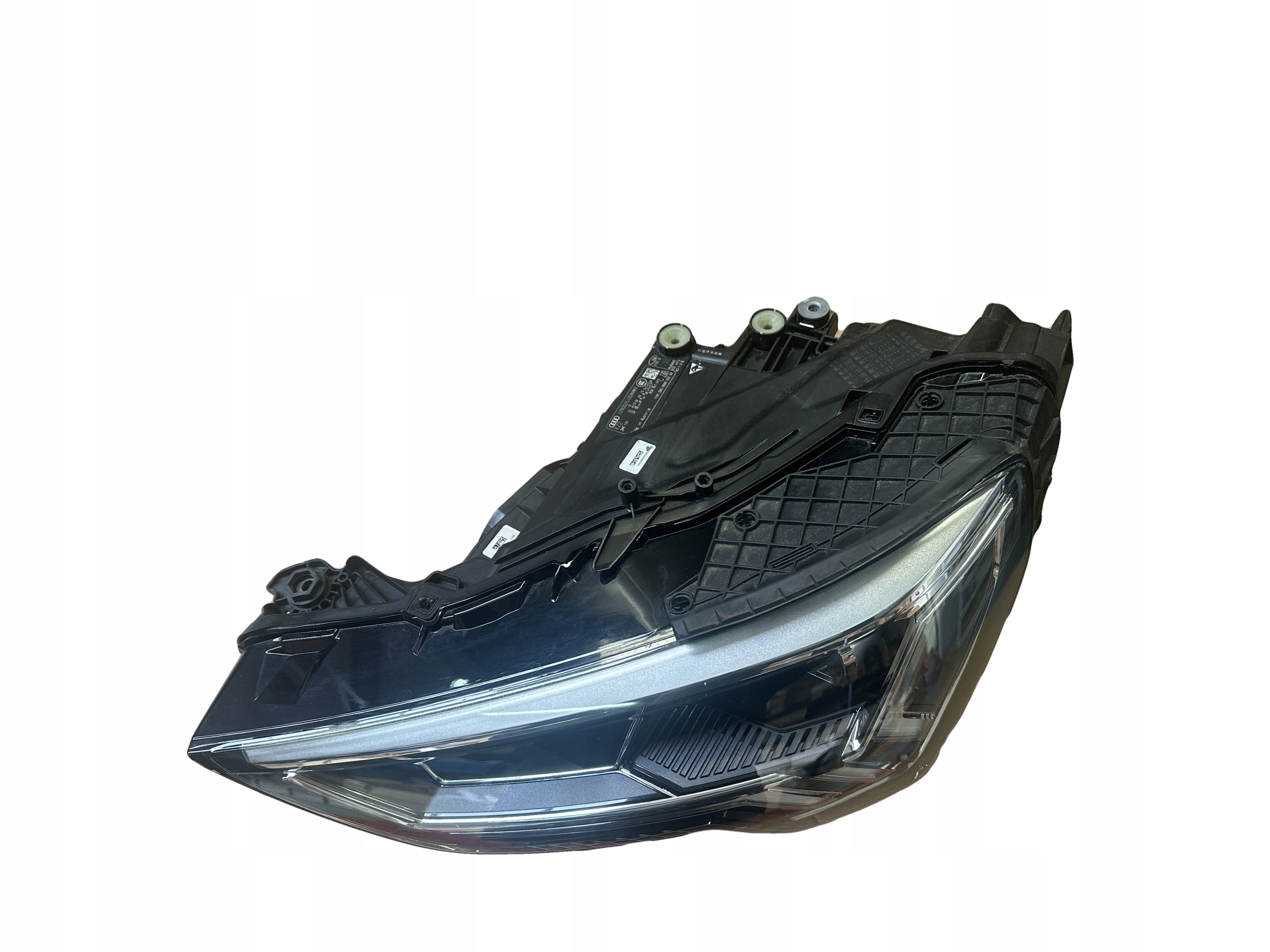 AUDI Q3 83A light left front FULL LED 83A941033