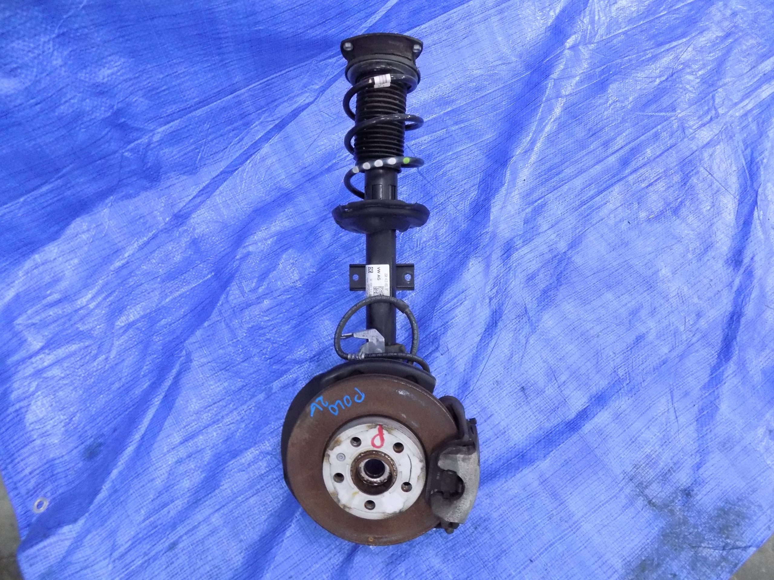 swing shock absorber right front VW POLO 2G 17