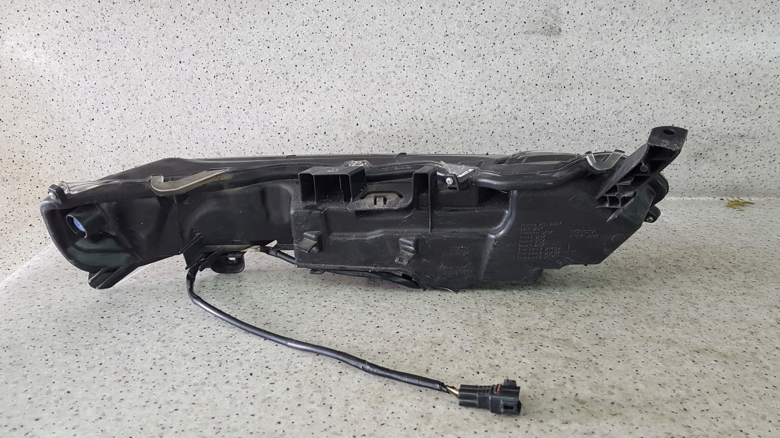LEXUS NX 2014 - left fog light LED DRL 2711