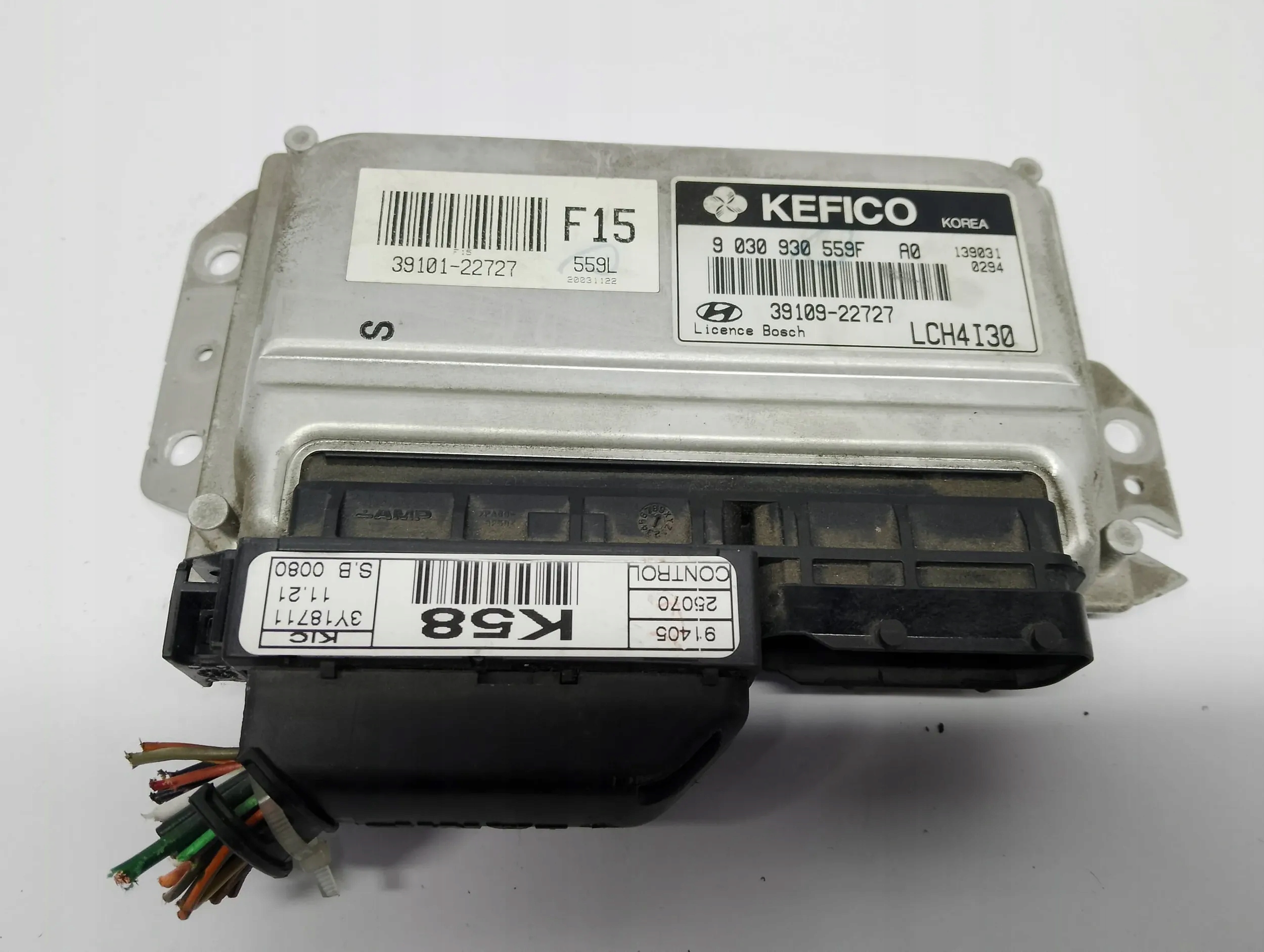 computer control unit of the engine Hyundai Accent 3910122727