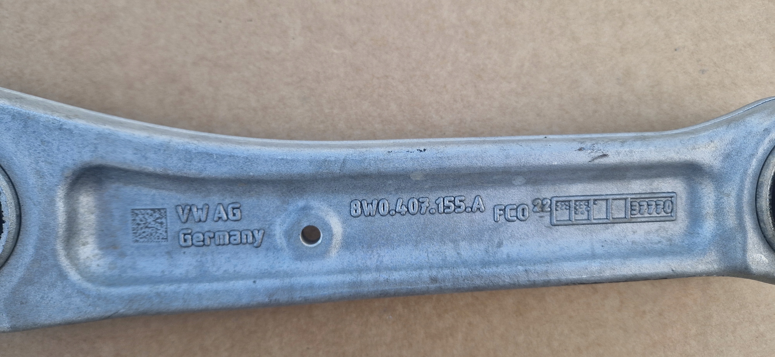 arm front left 8W0407155A 8W0407151C AUDI A4 B9 AUDI A5 8W as new