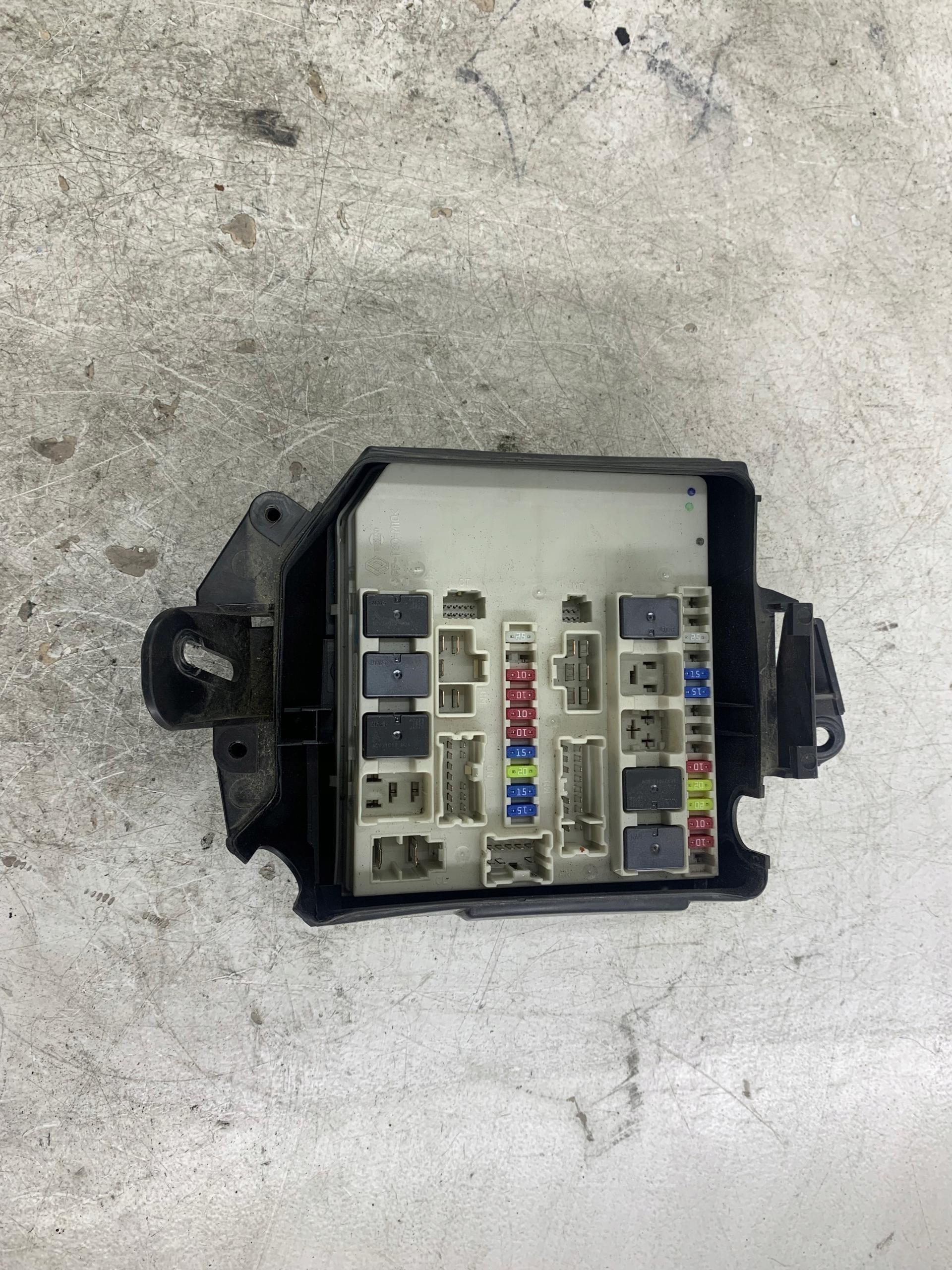 RENAULT CLIO III module boîte USM UCH UPC 336217A