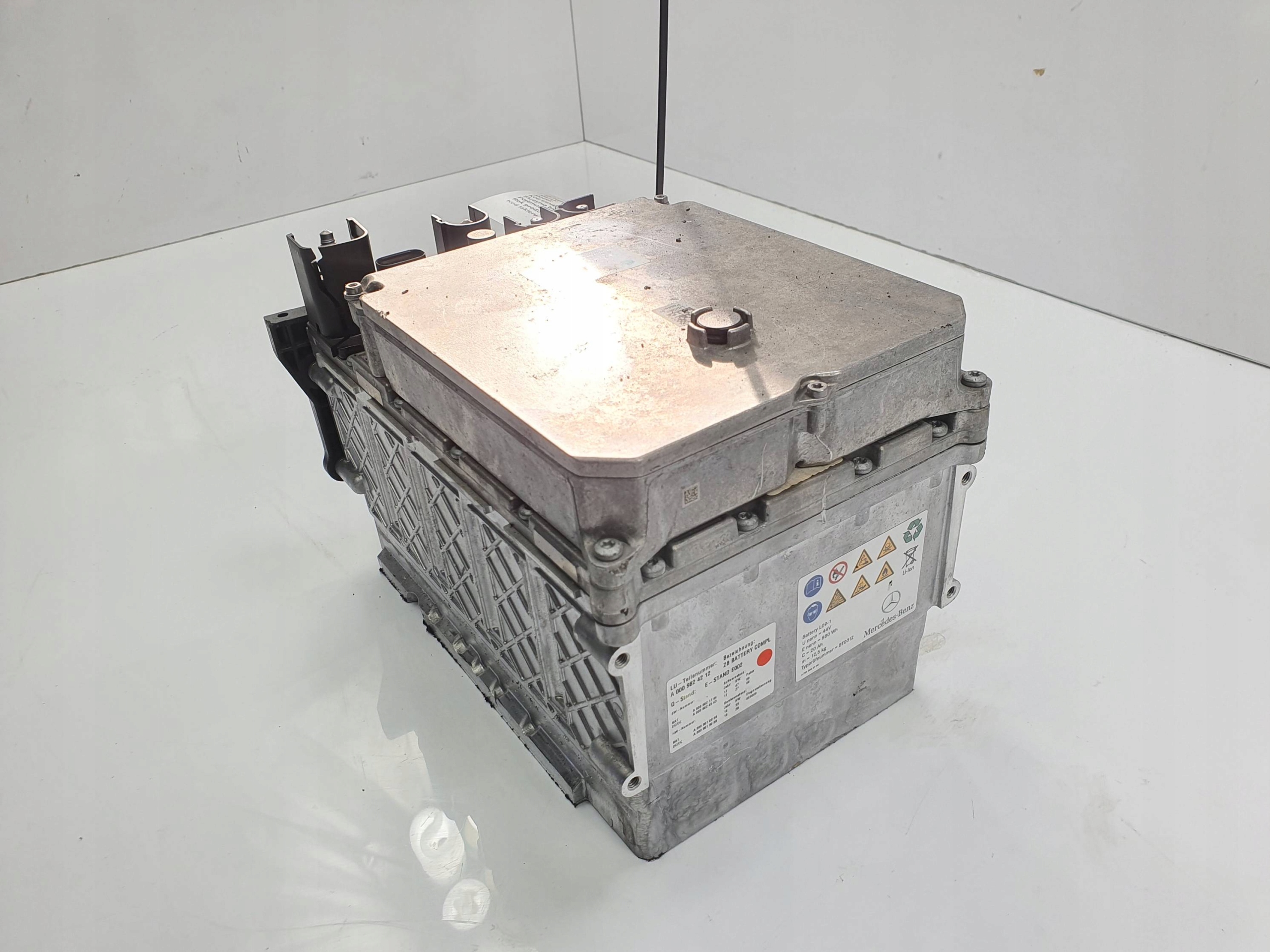 MODUŁ AKUMULATORA BATERIA A0009824212 MERCEDES C W205 4MATIC