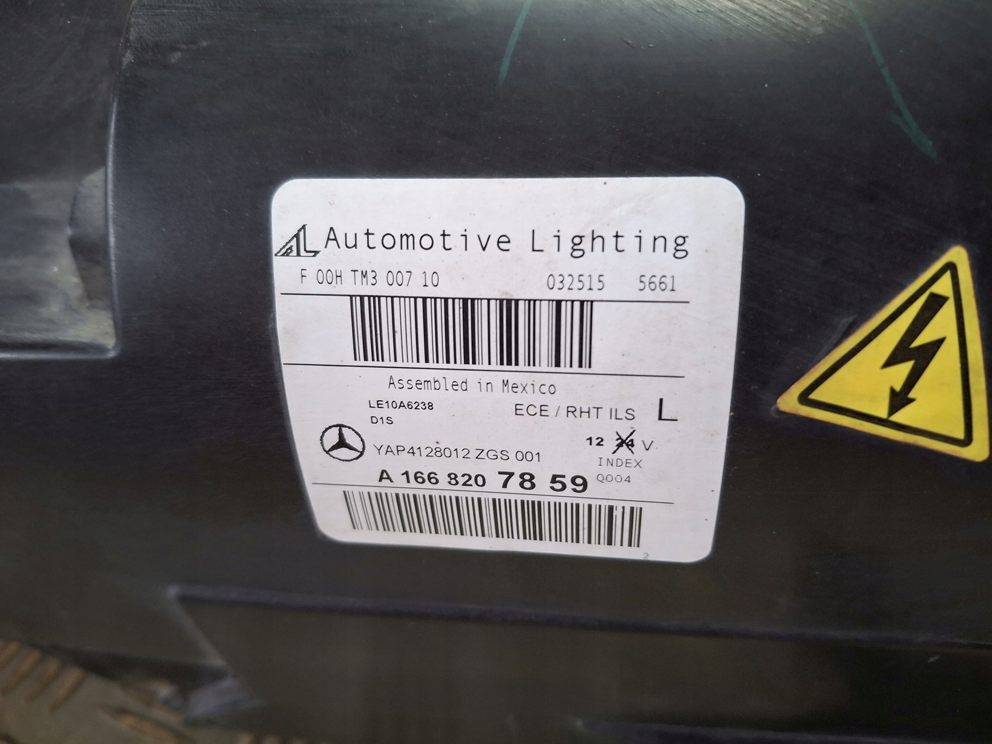 light left front BI-XENON ILS MERCEDES ML W166 2011R->