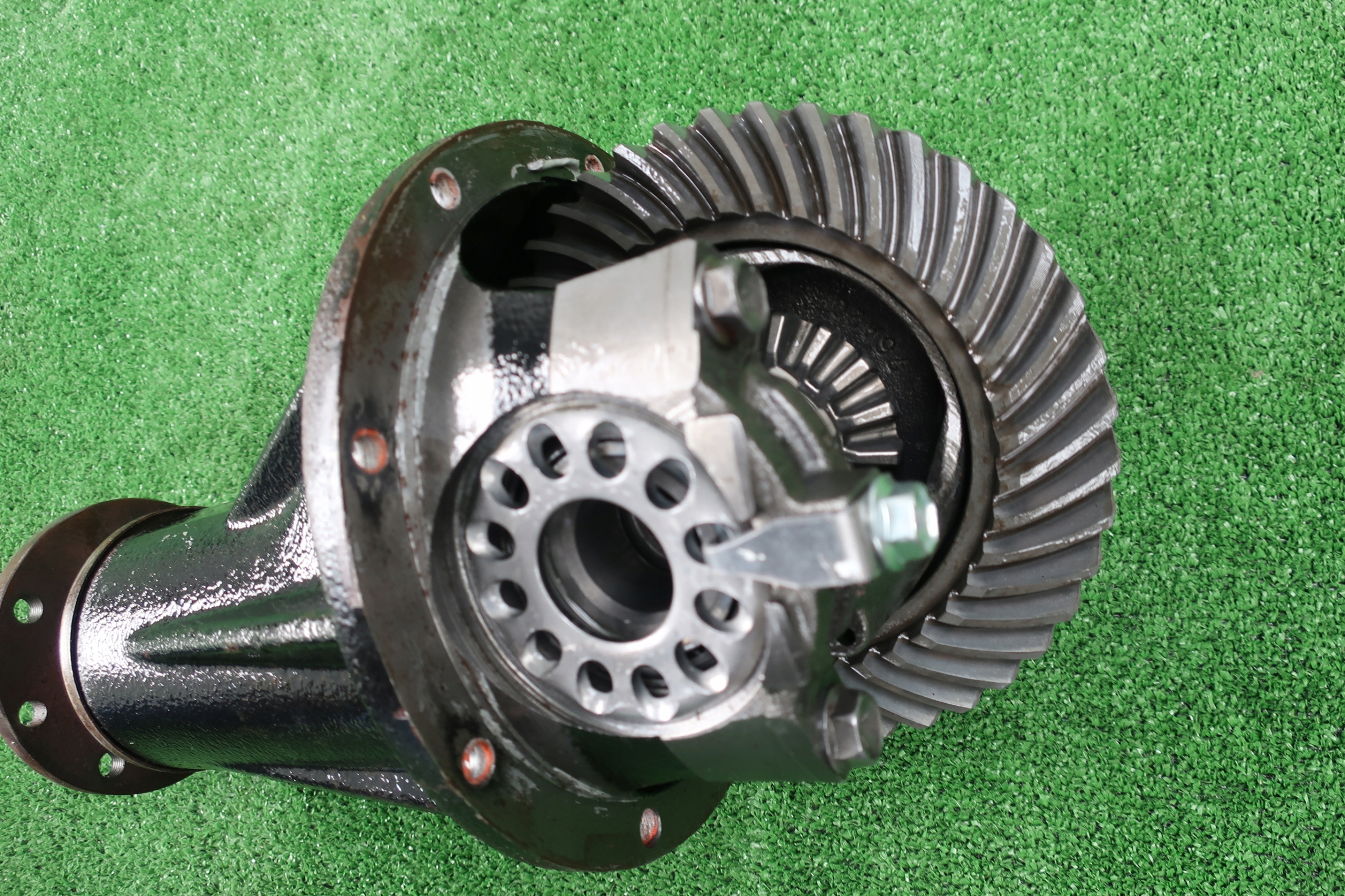 differential GLOWKA front SUZUKI JIMNY 1.5 DDIS 12/41 2010R IDEALNY STAN