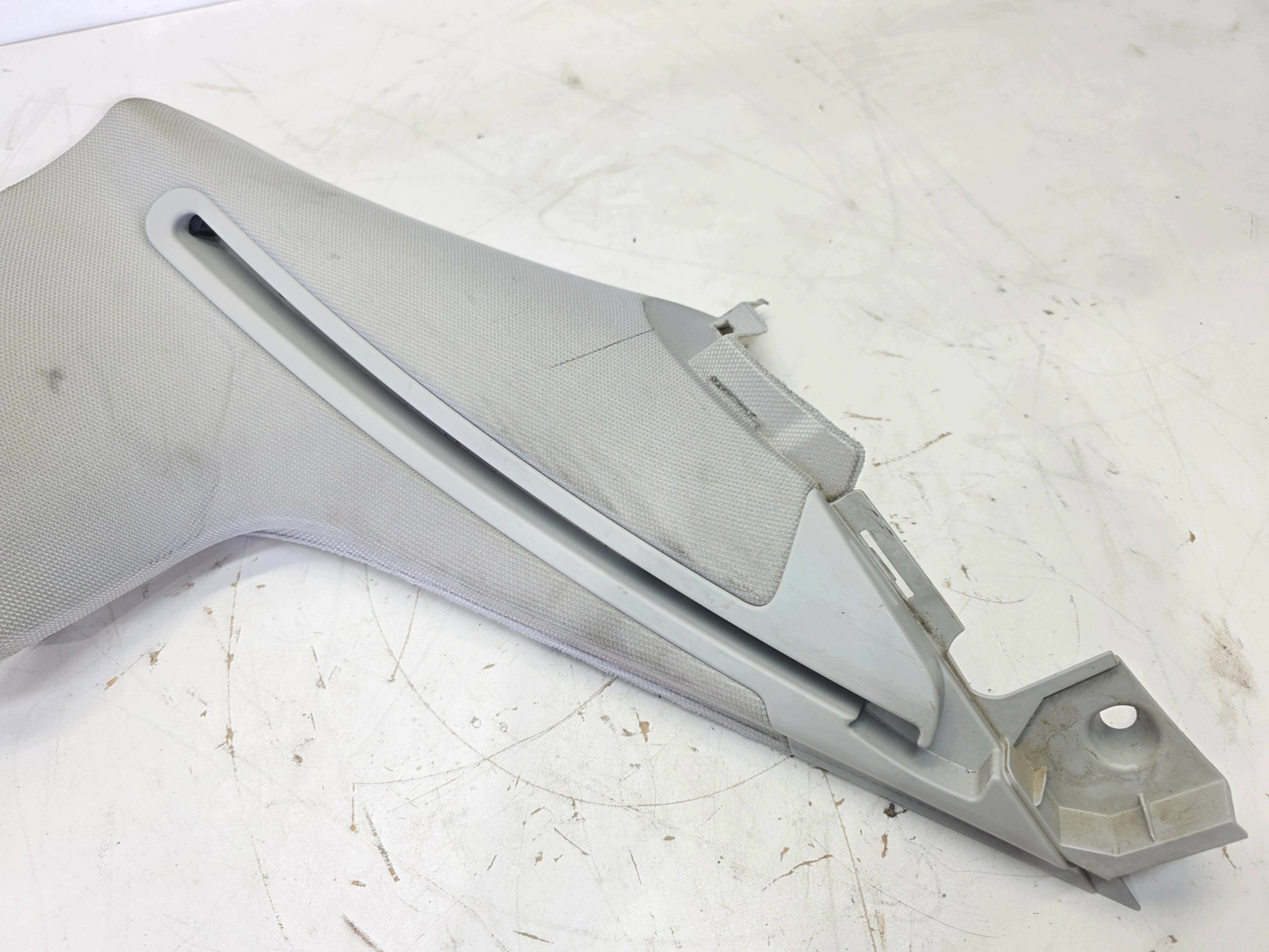 cover pillar boot left rear part AUDI A4 B8 8K9867245 TB9 3/26