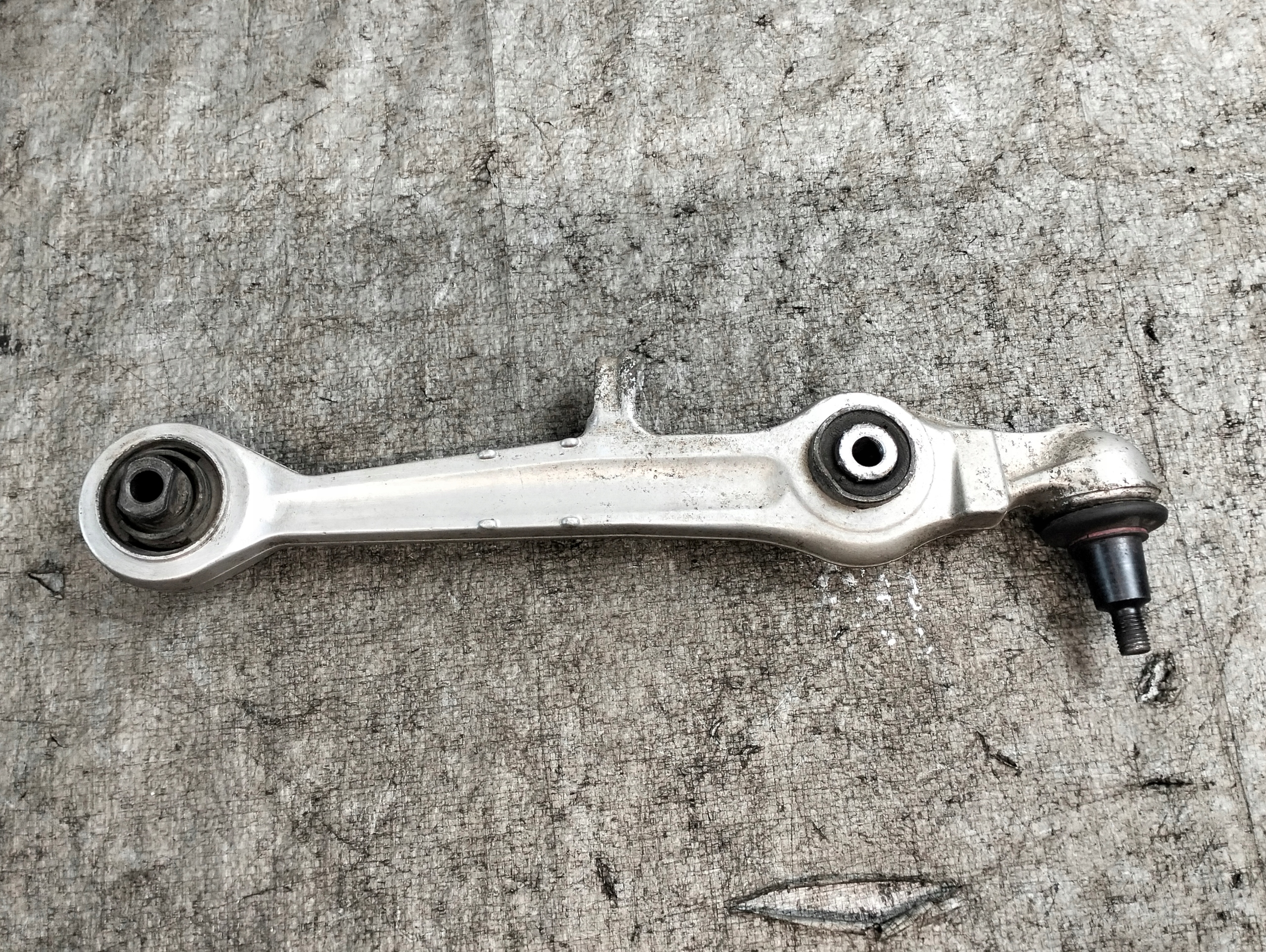 Querlenker links vorne unterer AUDI A4 B5 FL 01r 1.9 TDI