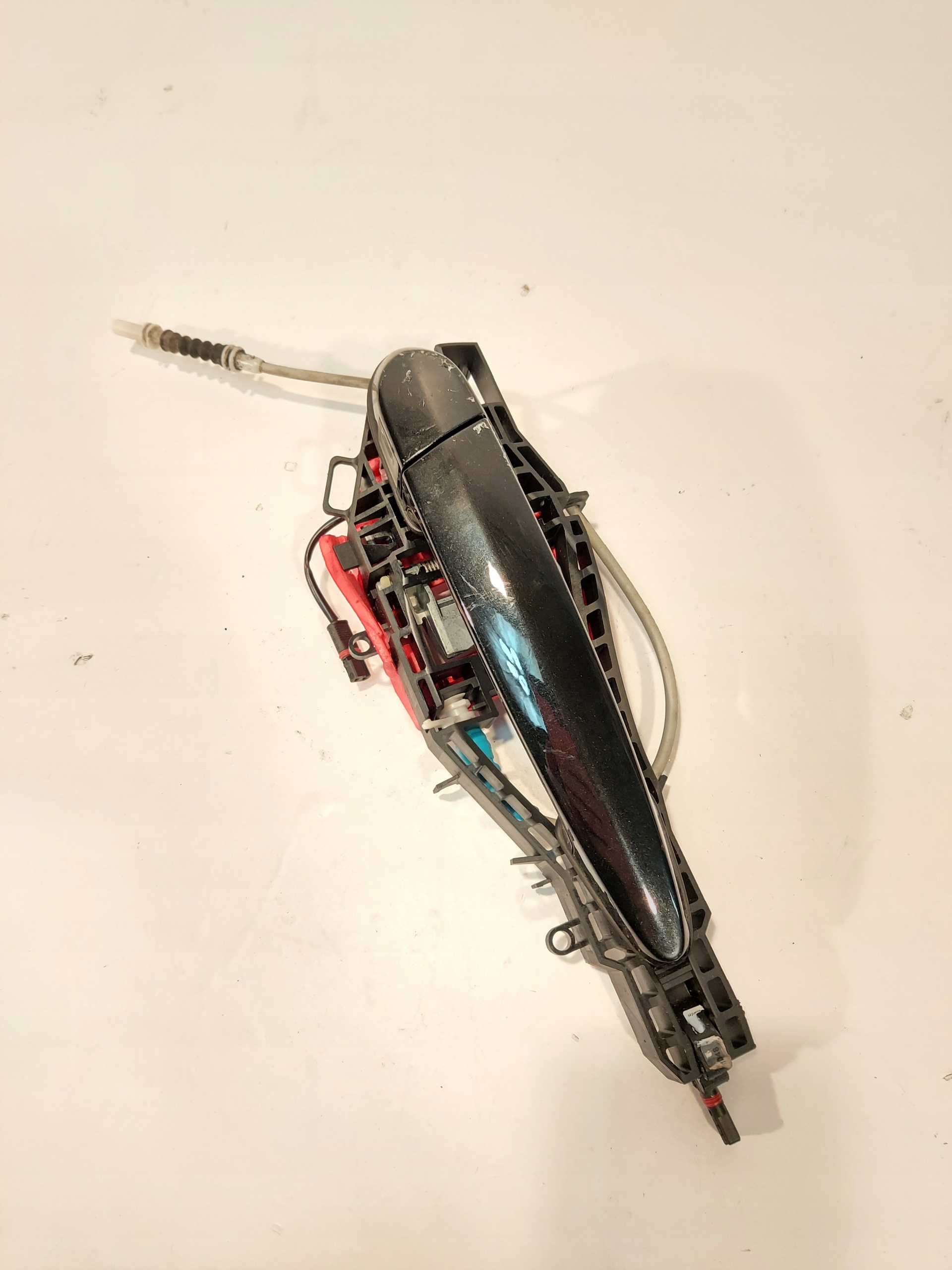 BMW F30 F32 ручка дверей права передня KEYLESS Європа 475