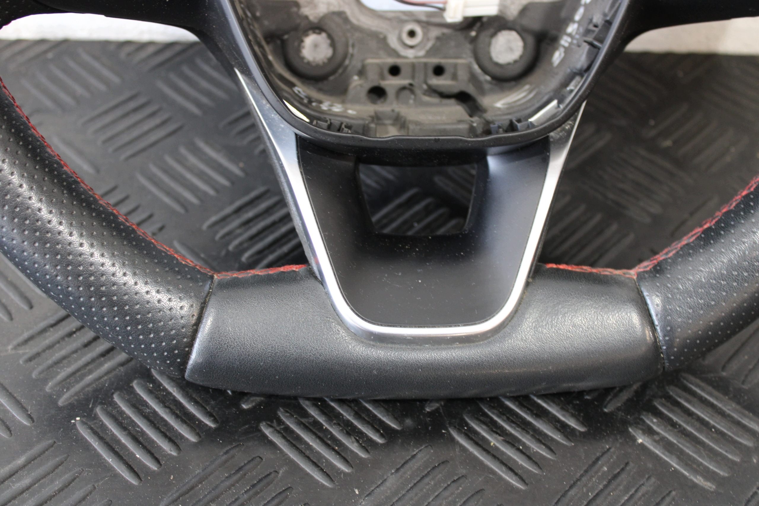 steering wheel, MULTIFUNKCJA with shifting FORD FOCUS MK4 KOMBI ST-LINE