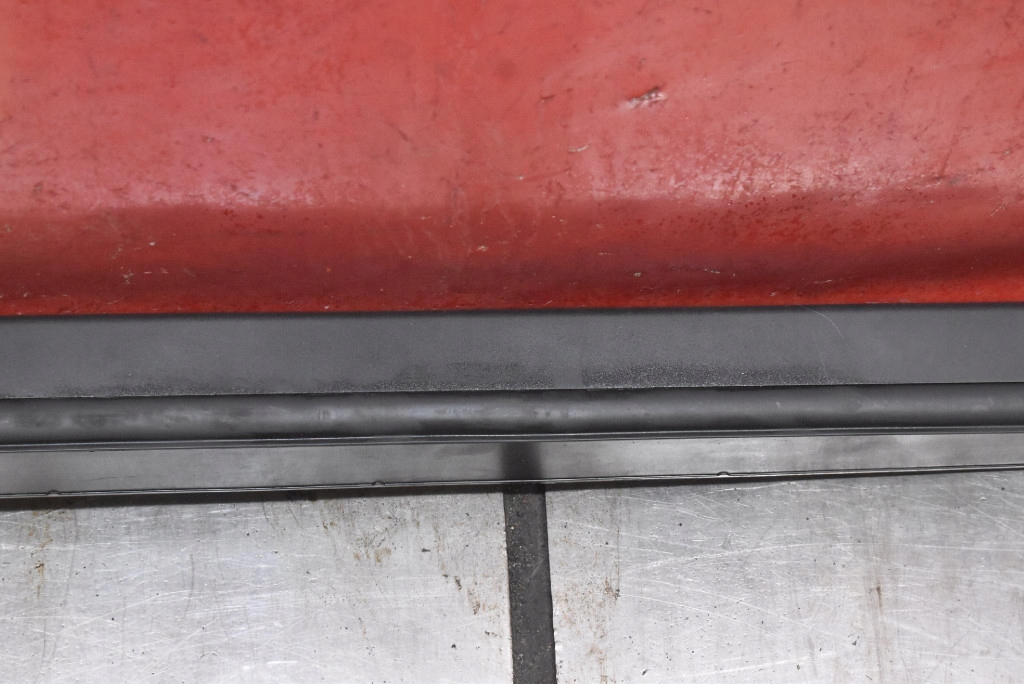 cap threshold right black 87754-R2000 KIA SPORTAGE 5 V 21-25