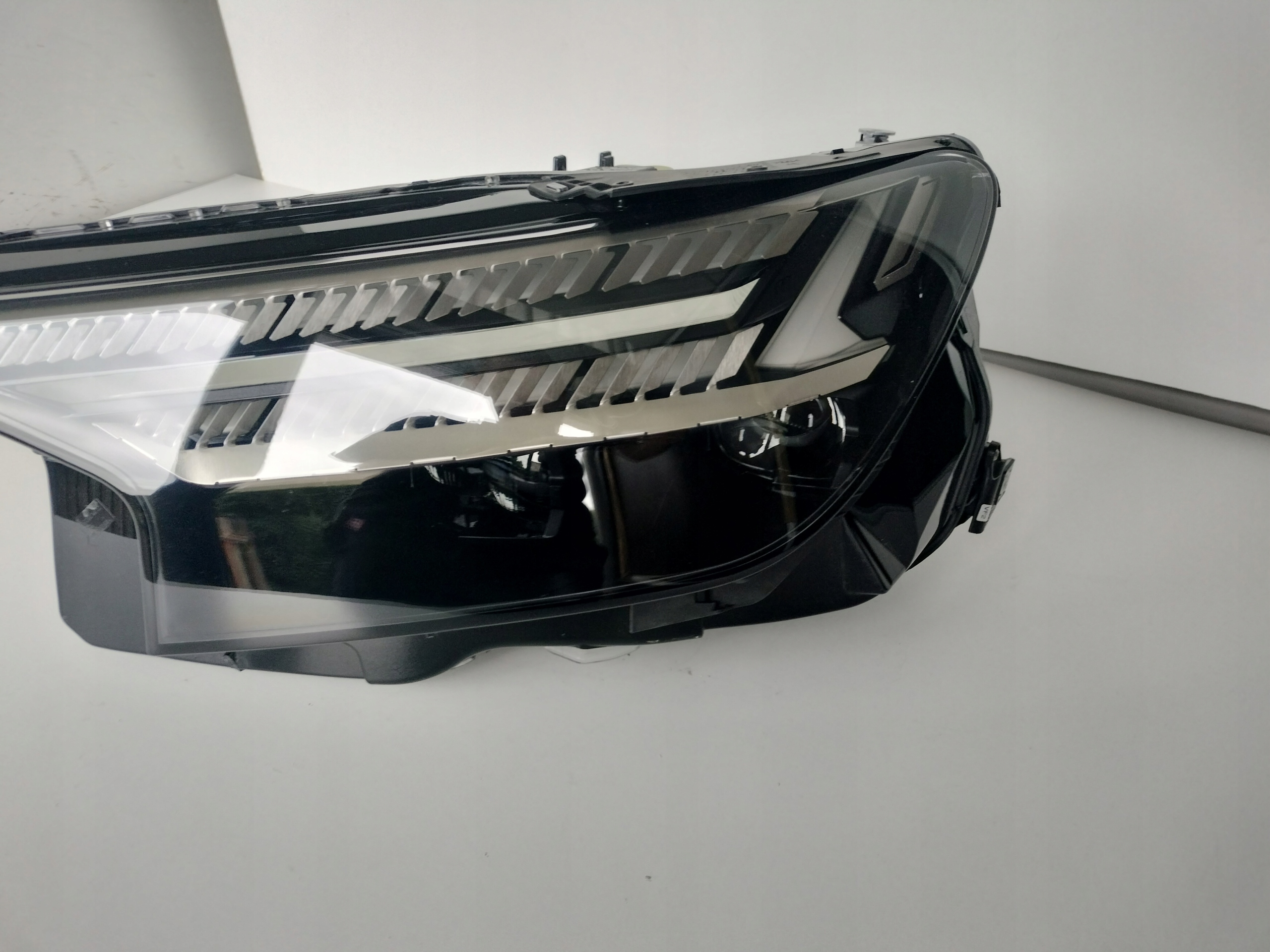 Licht links REFLEKTOR AUDI Q4 89E FULL LED MATRIX