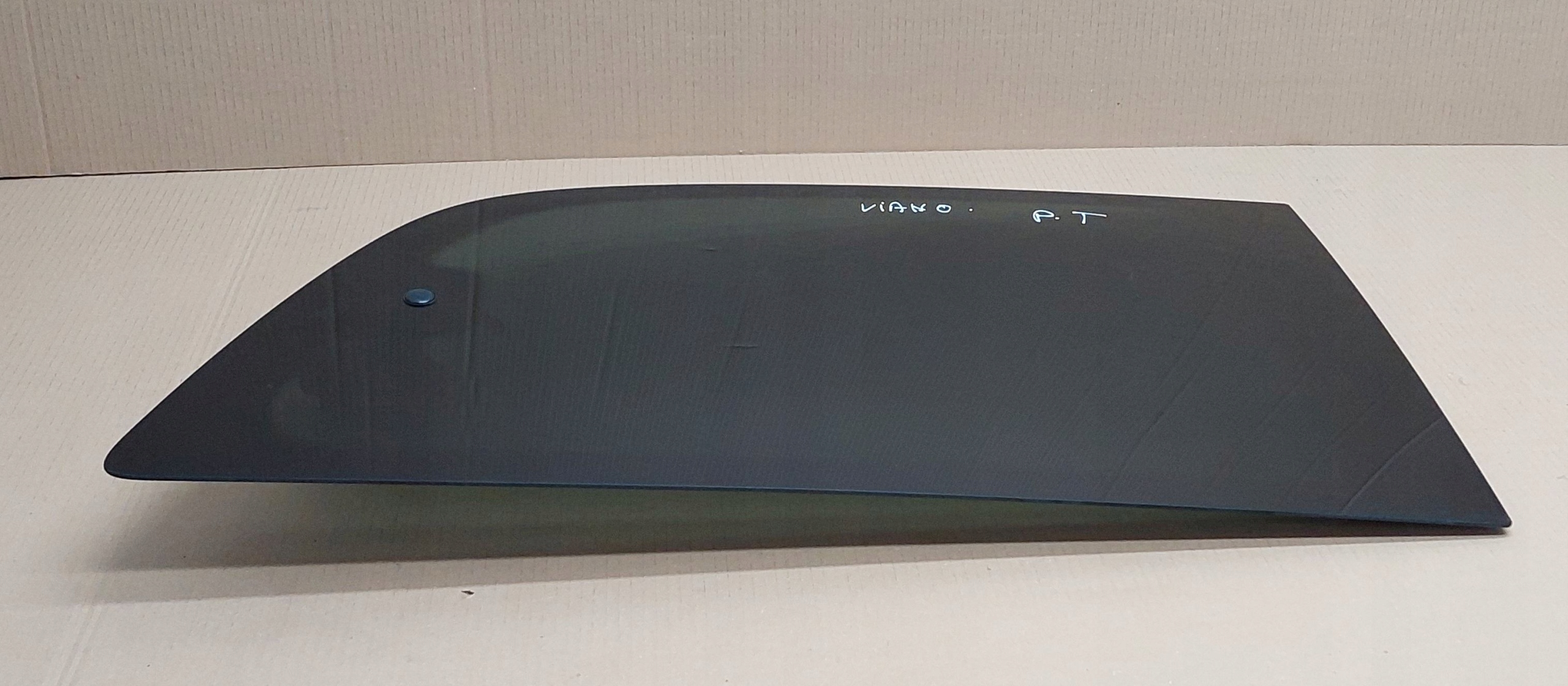 Скло заднє бокове праве Mercedes Viano W639