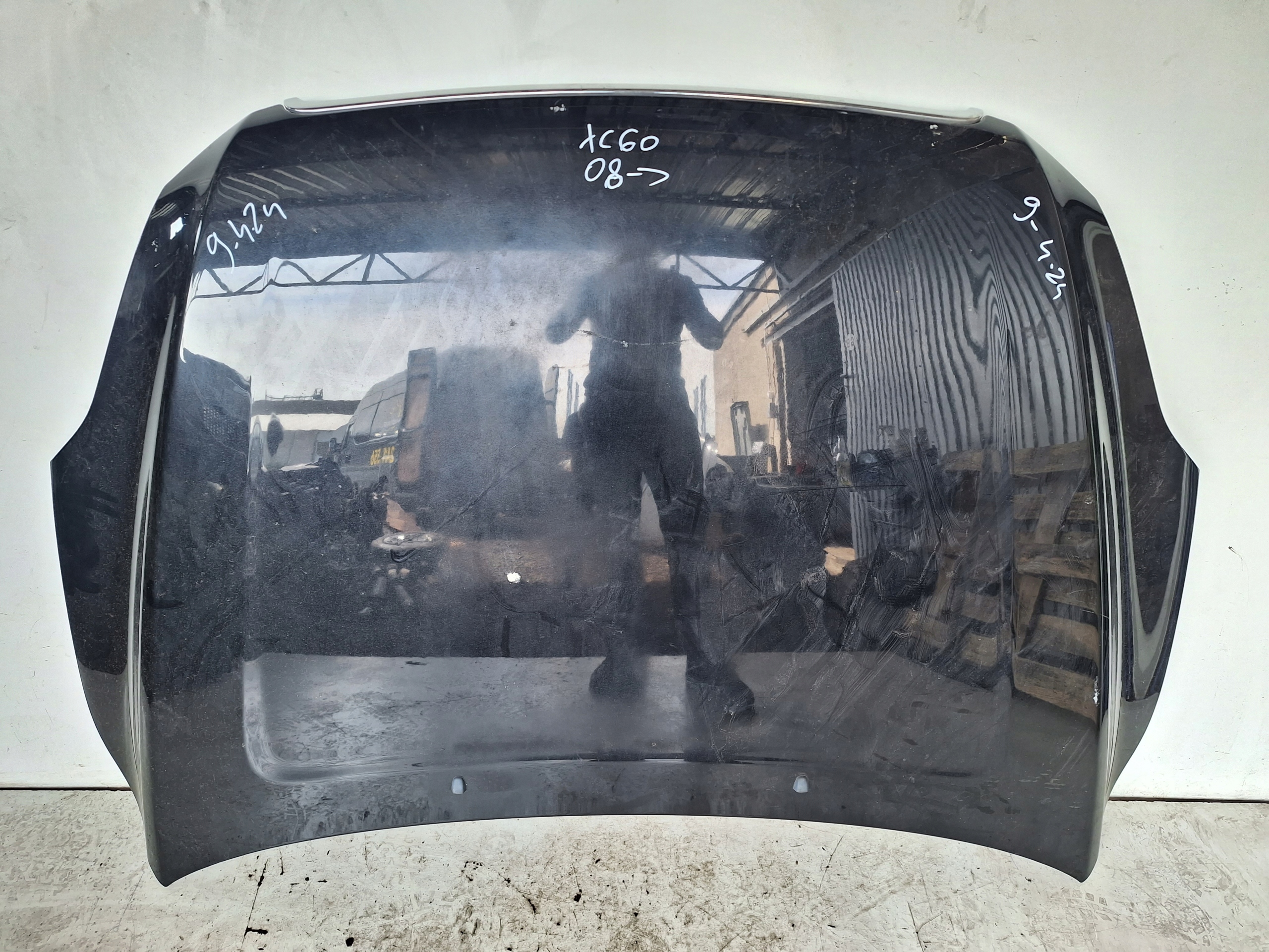 VOLVO XC60 e 08-13 cofano 452-46