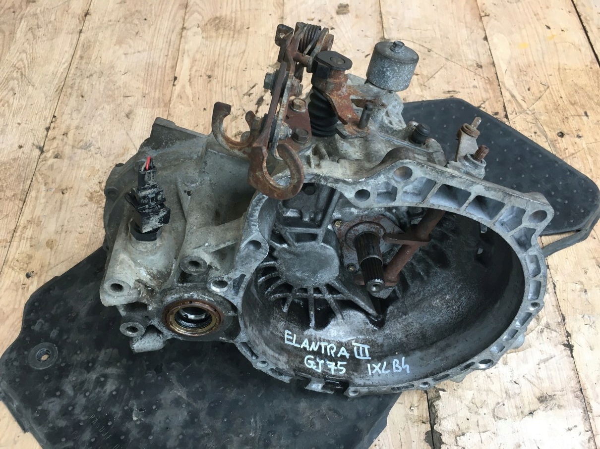 Getriebe HYUNDAI ELANTRA III 2.0 16V GJ75