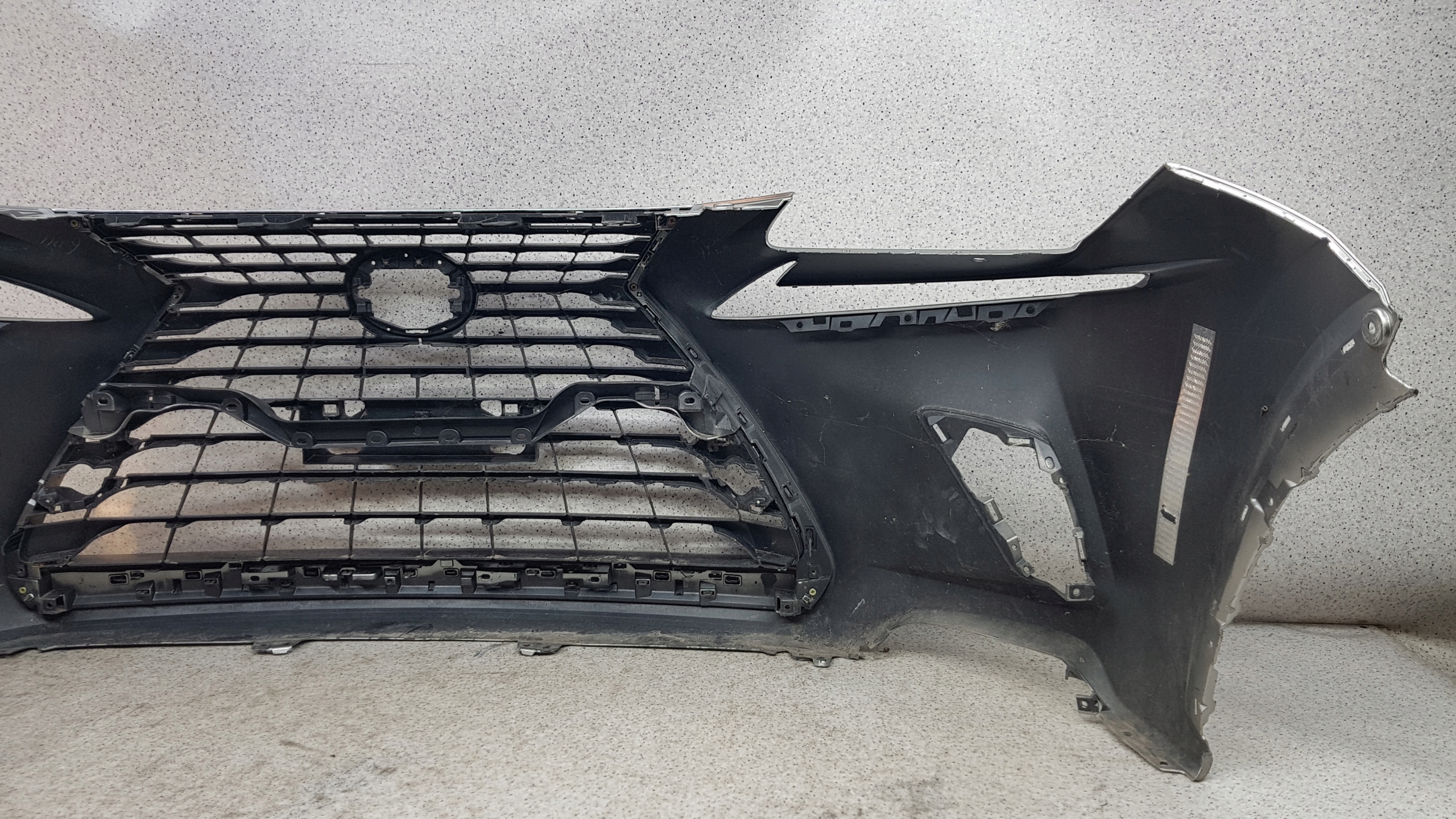 LEXUS NX 200 LIFT 2017 - bumper front 3696