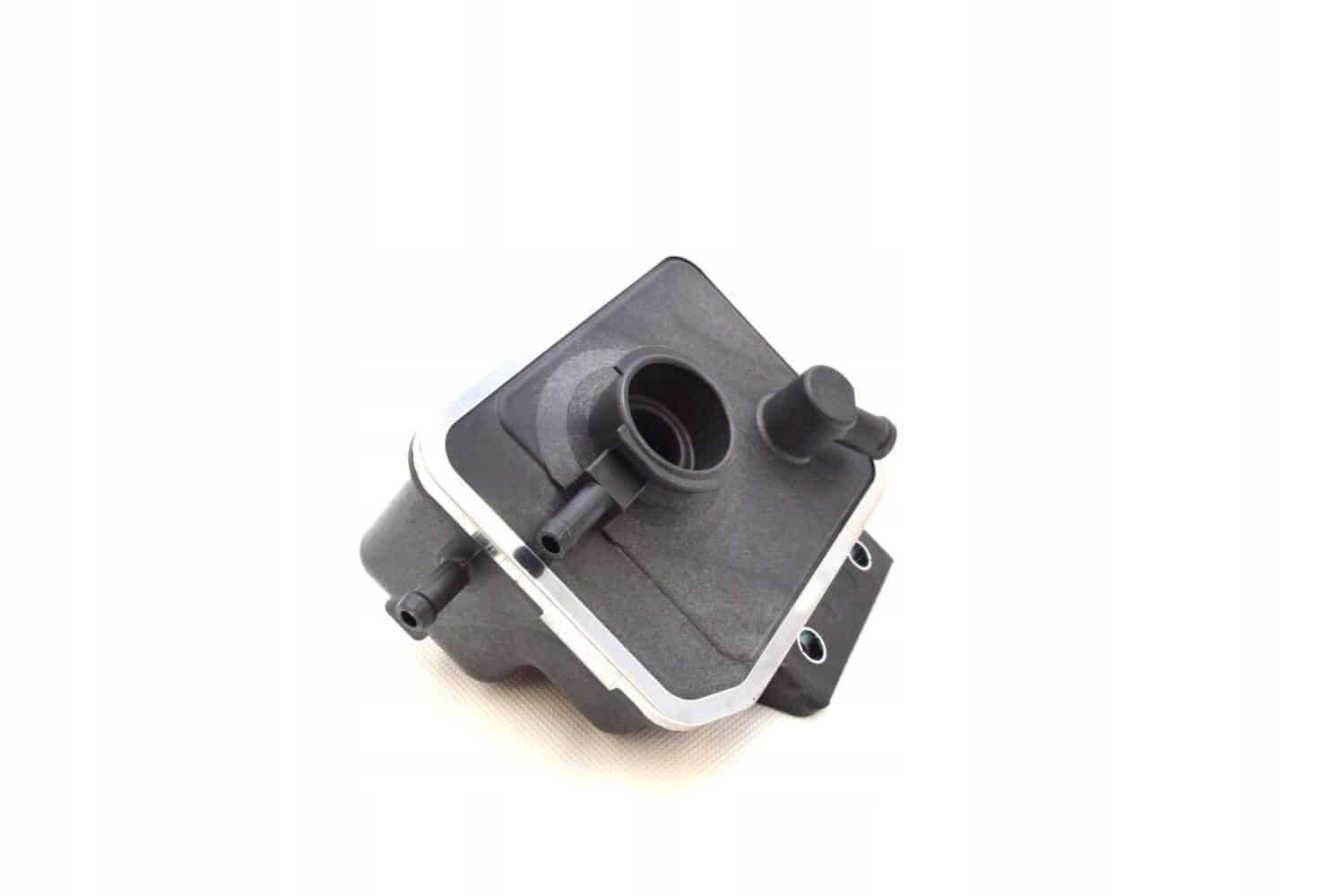 бачок жидкости охлаждения IMPREZA GT 94-96 1/2