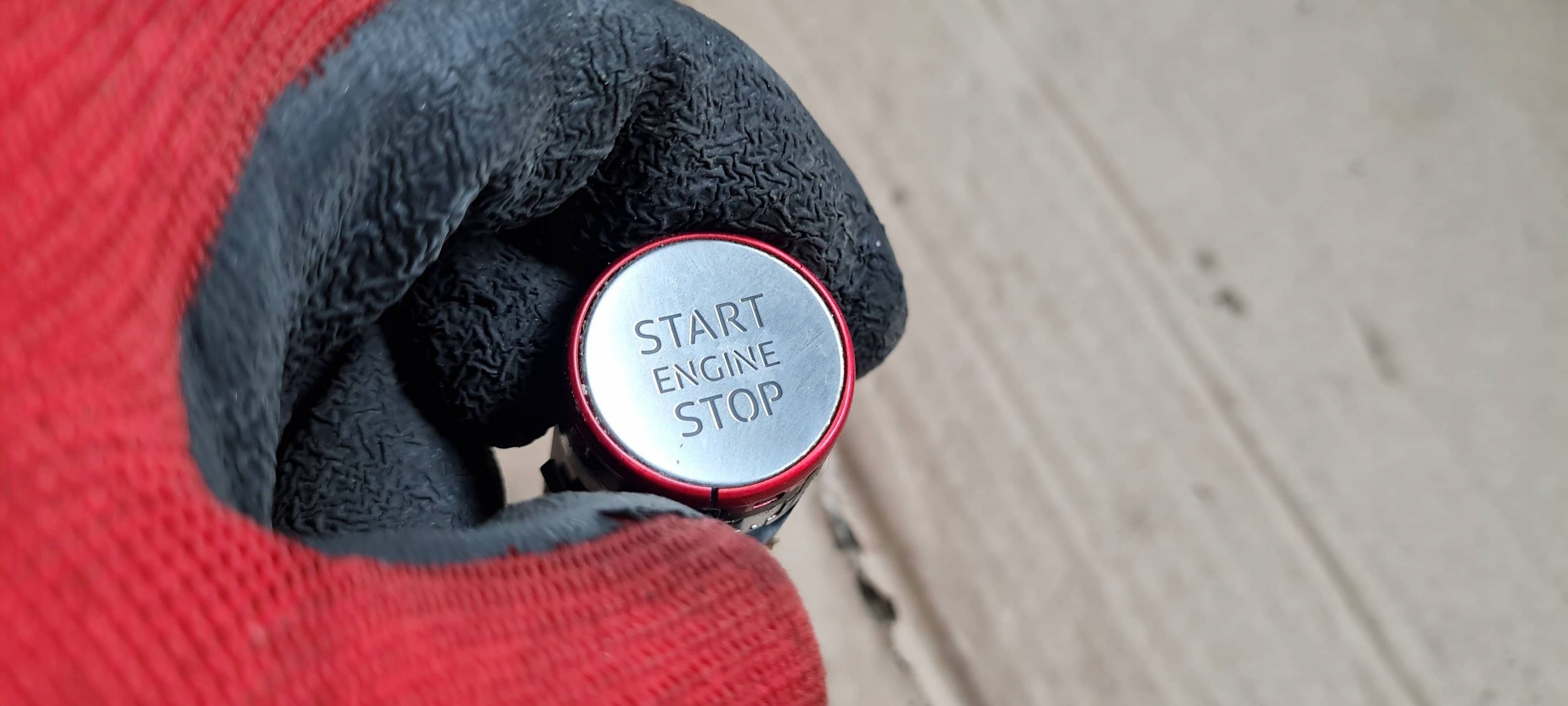 S4 B9 A4 8W button START STOP red 8W1905217E A5 8W S5 SQ5 Q5