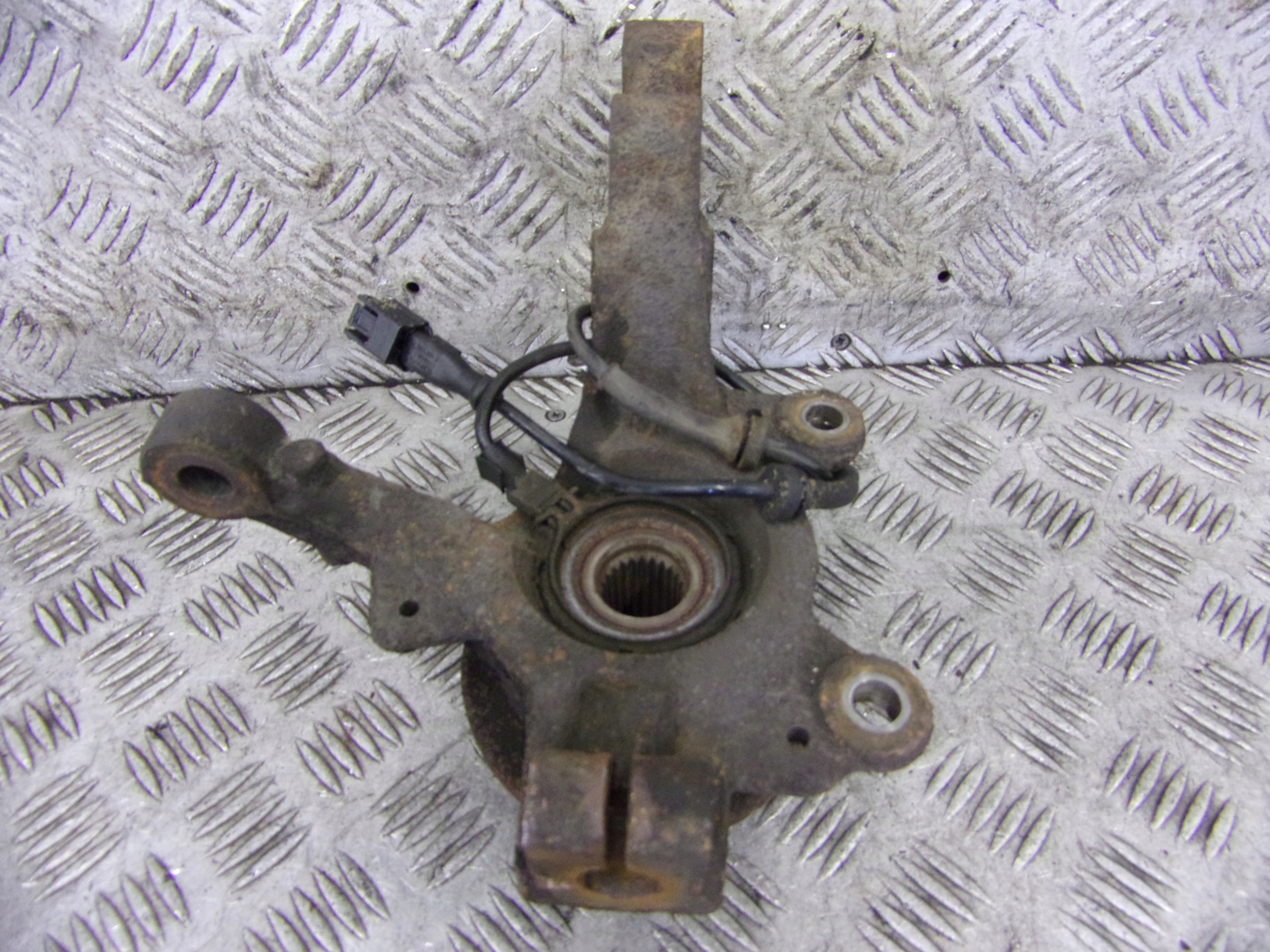 swing of the pivot left front ABS RENAULT MODUS