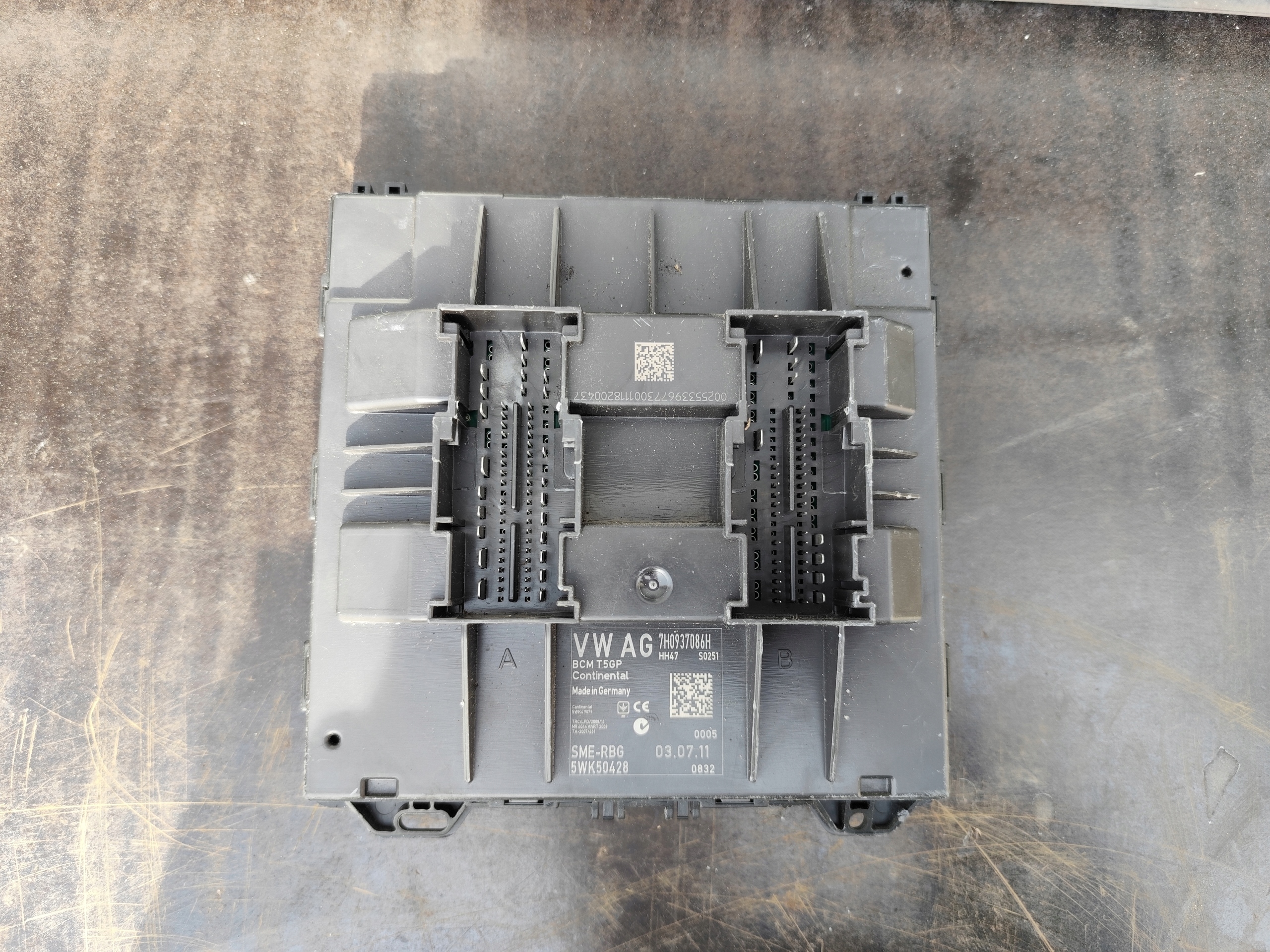 VW T5 LIFT Unité commande confort BCM 7H0937086H