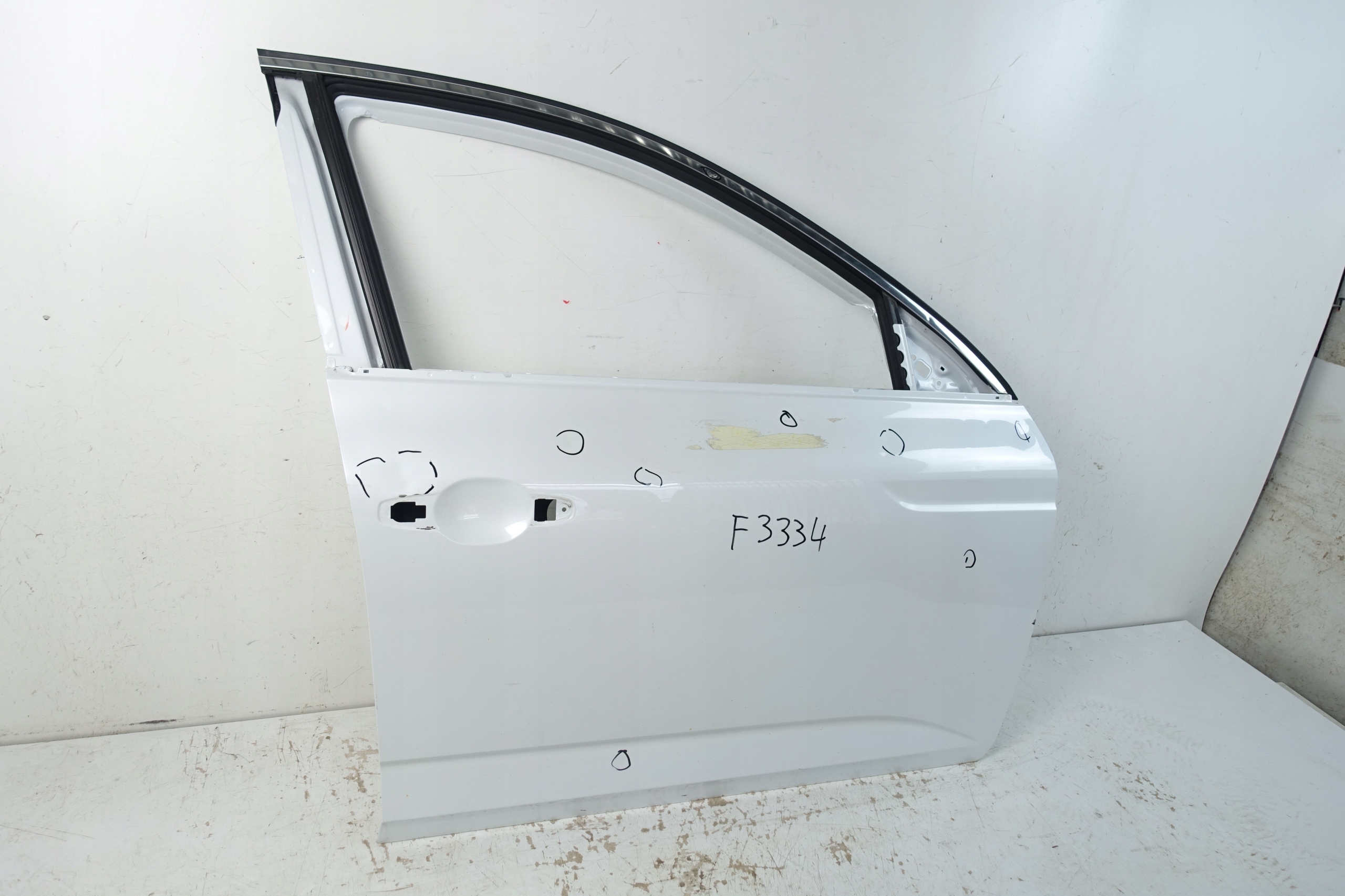 RENAULT TALISMAN 2015- door front right front 801108039R