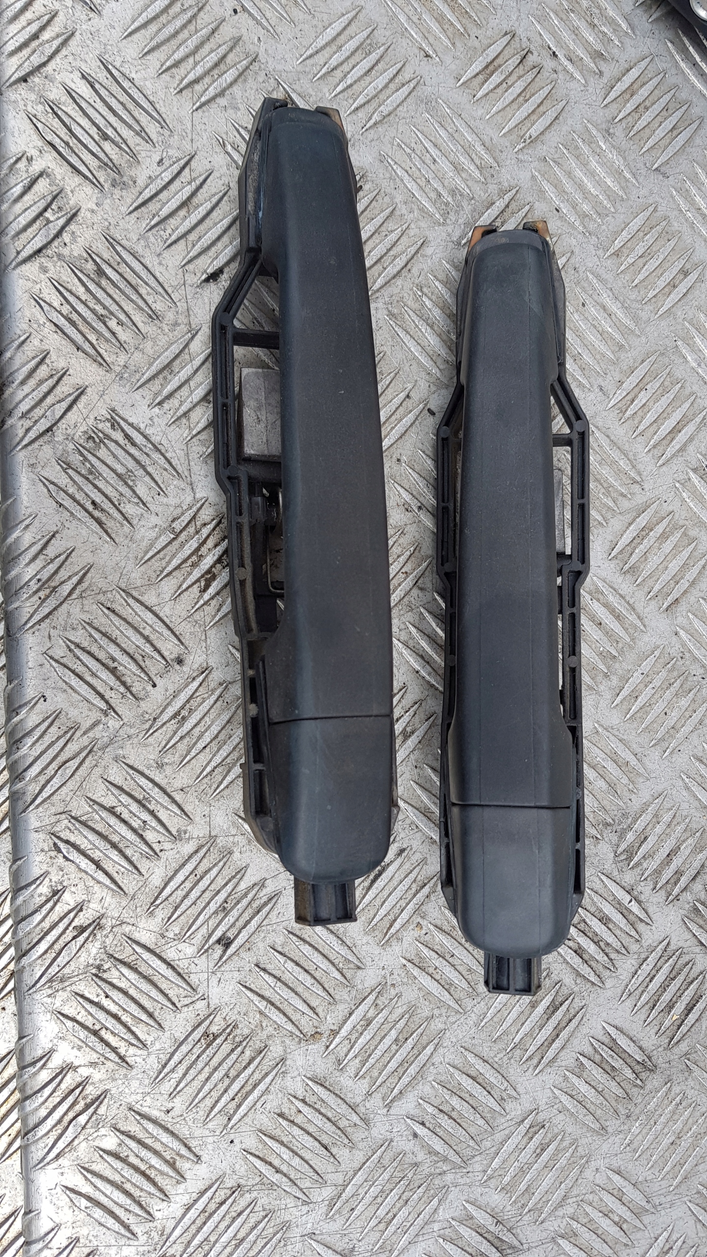 MERCEDES ML W163 handle left right rear part
