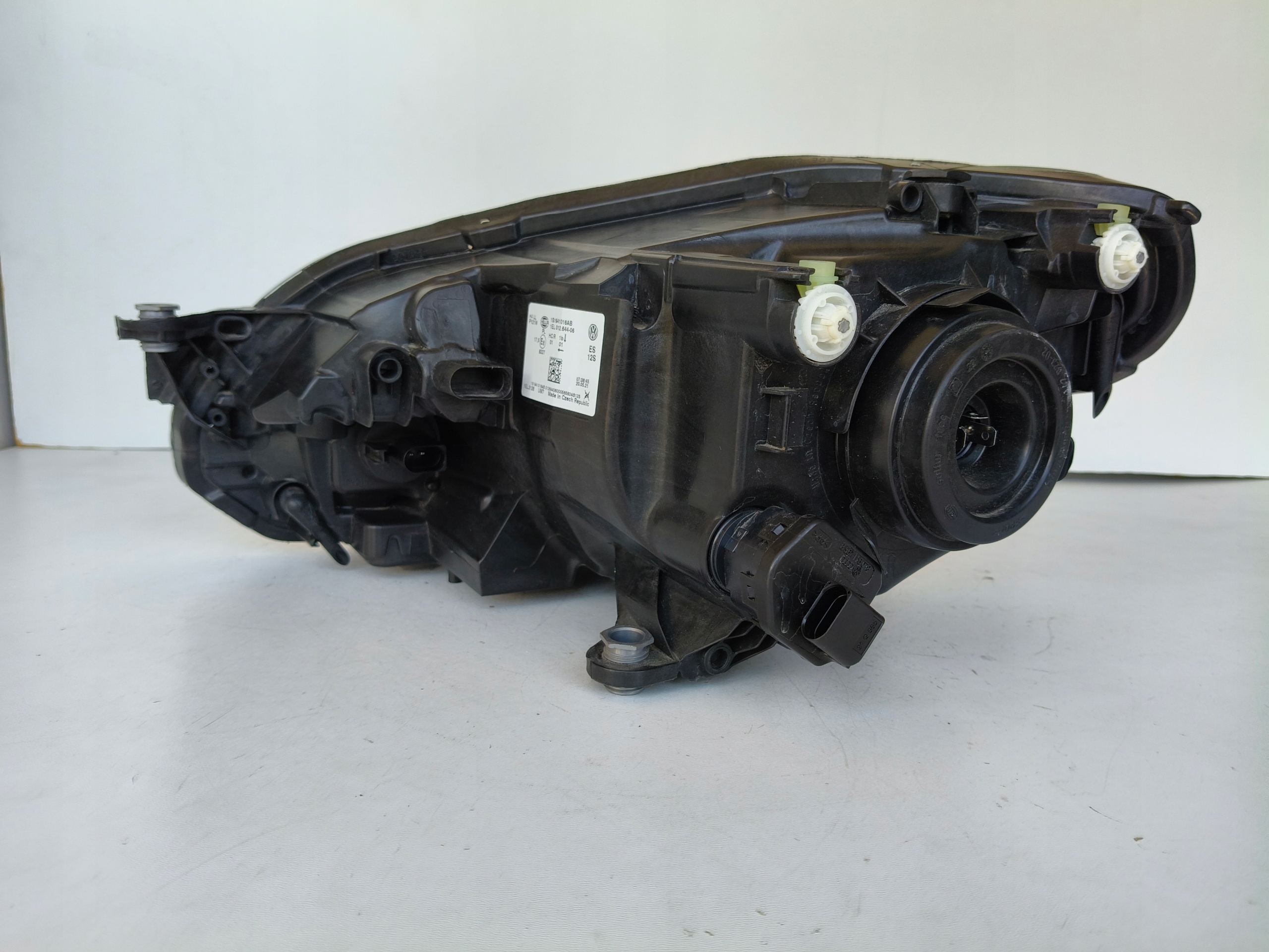 light right REFLEKTOR VW UP 1S 1S0 16- LIFT