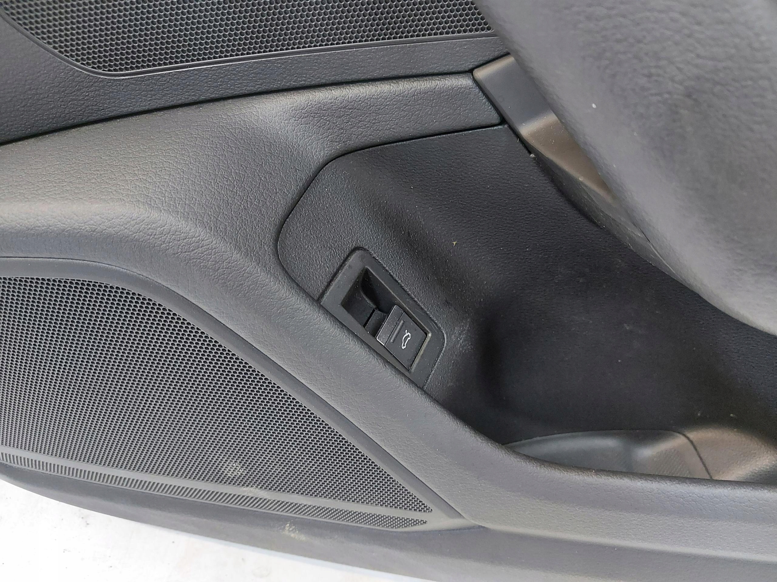 Audi A7 II 4K8 4M0 TFSI upholstery side door right front