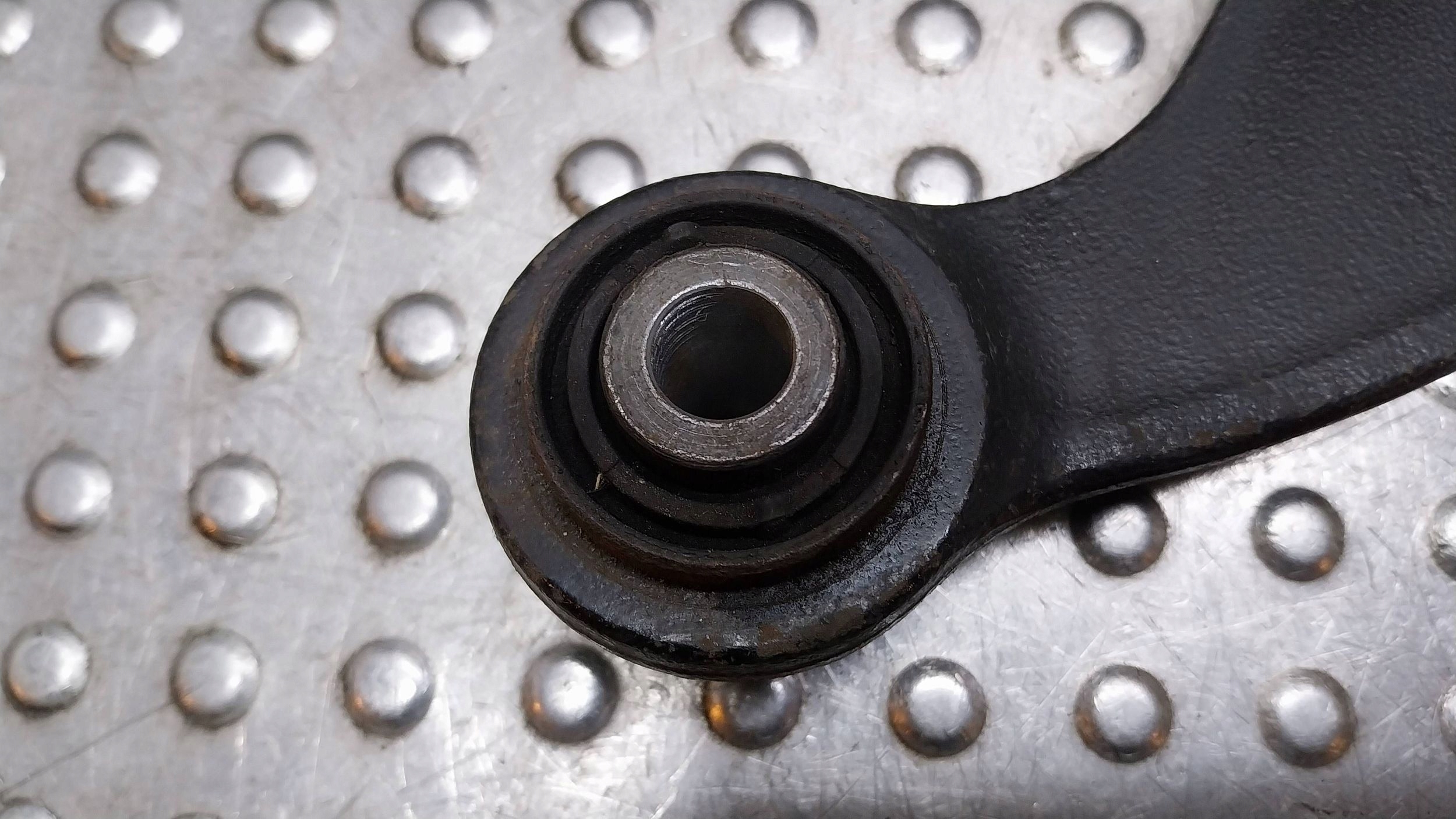 Querlenker links rechts heck 1M51-5500-AA FORD FOCUS MK1 HB MAZDA 3 BK BL 5 CW
