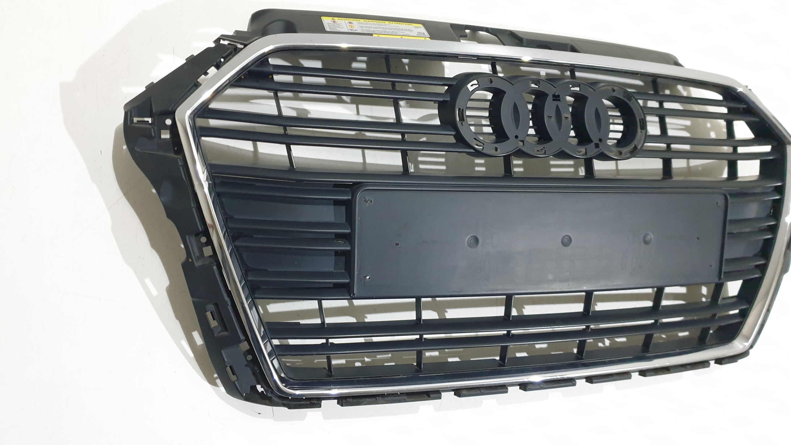 Audi A3 8V3 Kühlergrill FRONTGRILL Kühlergitter 8V3853651AA - Thumbnail 4