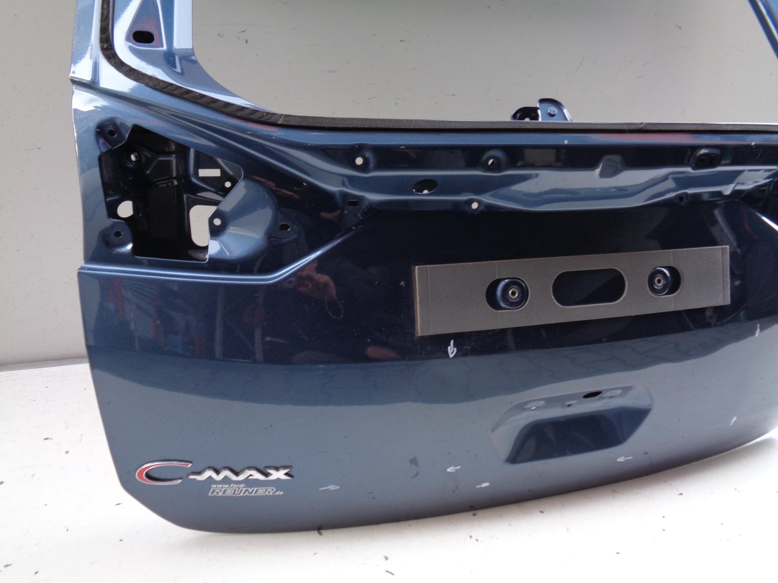 boot doors FORD GRAND C-MAX MK2 10- NR 40039