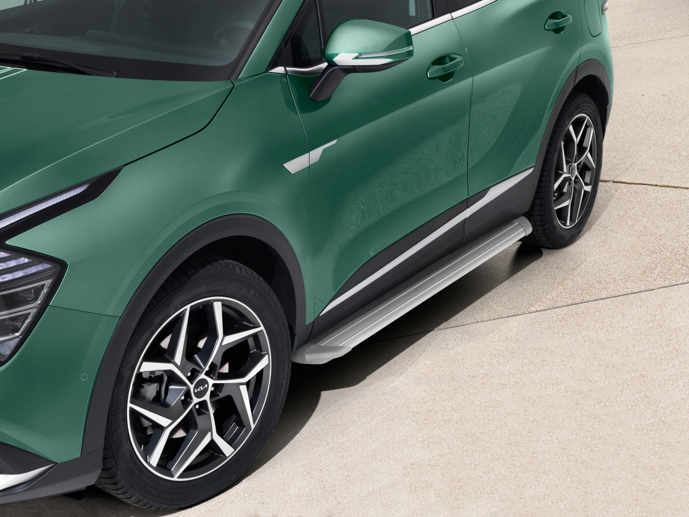 Stopnie boczne Kia Sportage V NQ5 szare