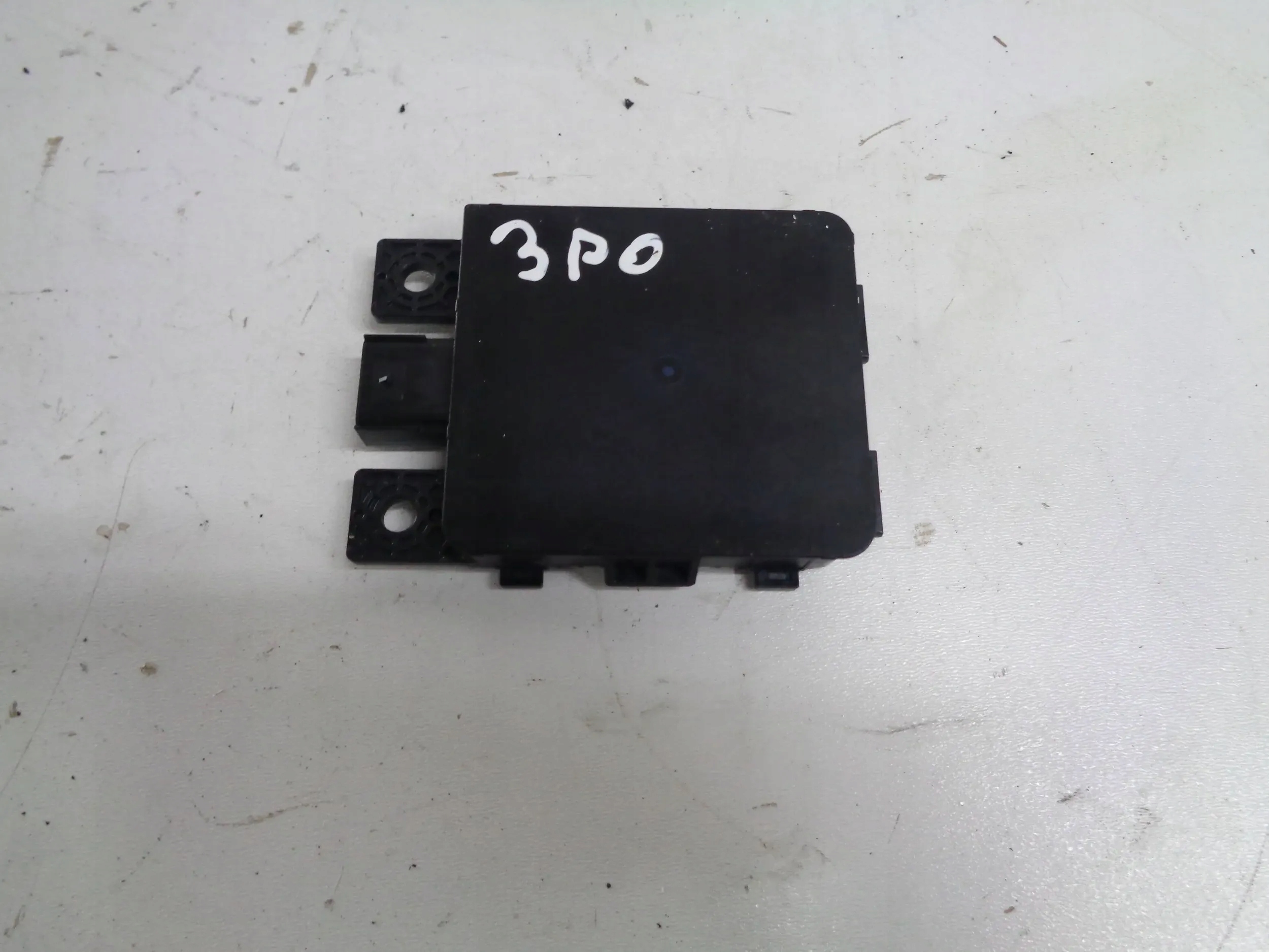 SKODA AUDI VW RADAR DISTRONIC ACC SENSOR ODLEGLOSCI 3WA907541D